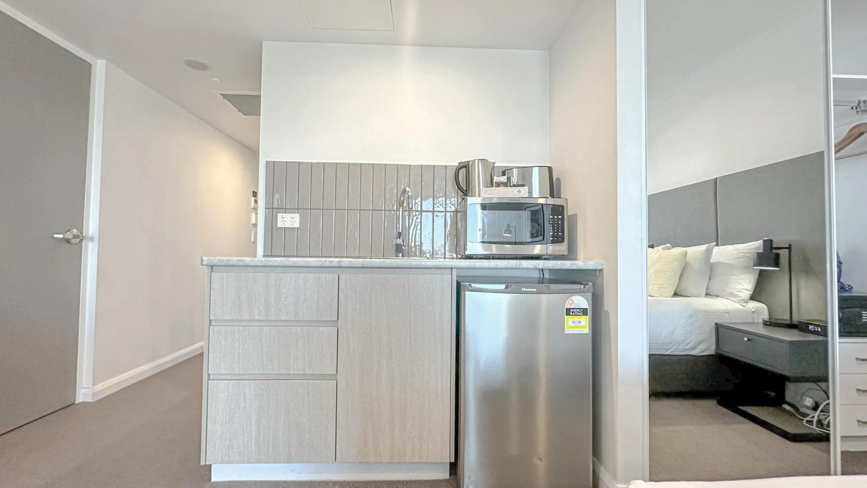 Bed in Oaks Toowoomba Hotel