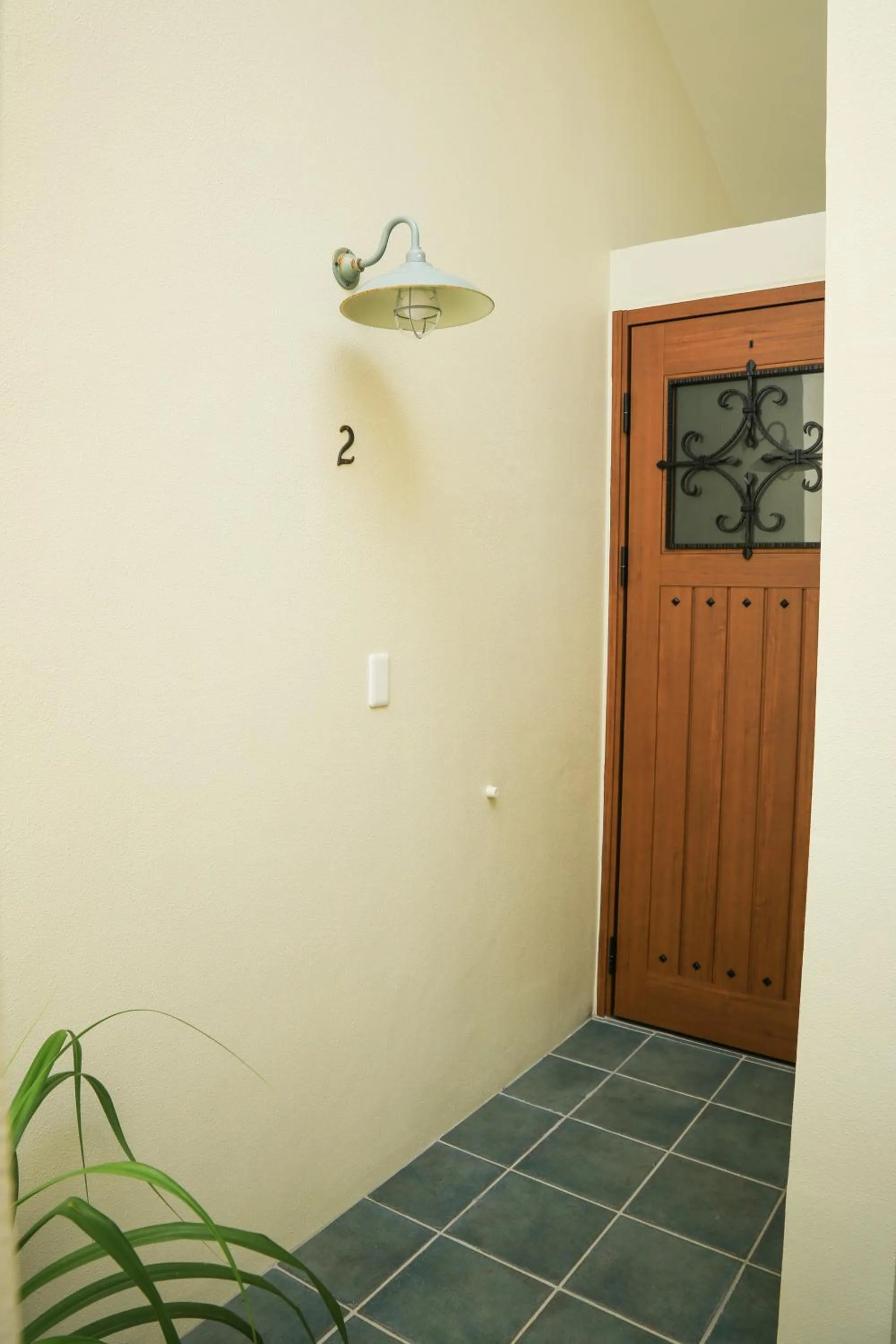 Facade/entrance in Roconia Terrace