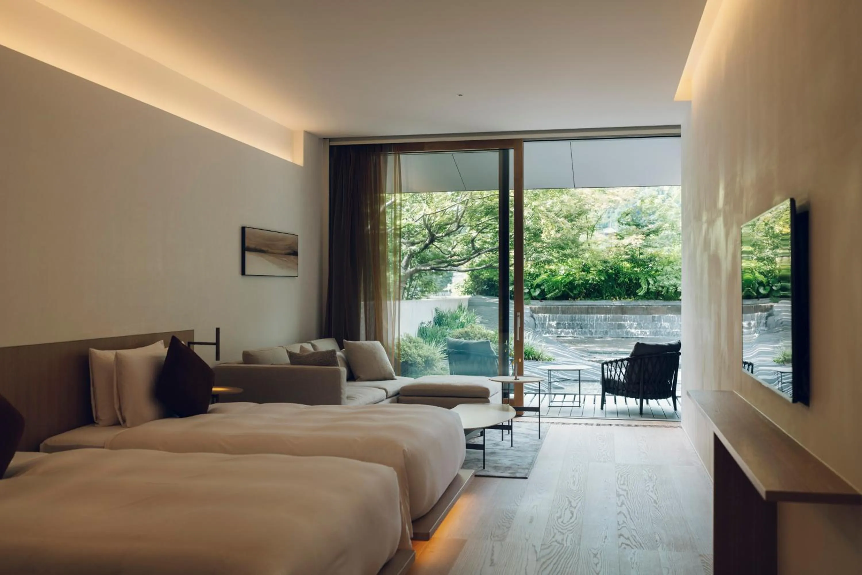 Photo of the whole room, Bed in Muni Kyoto