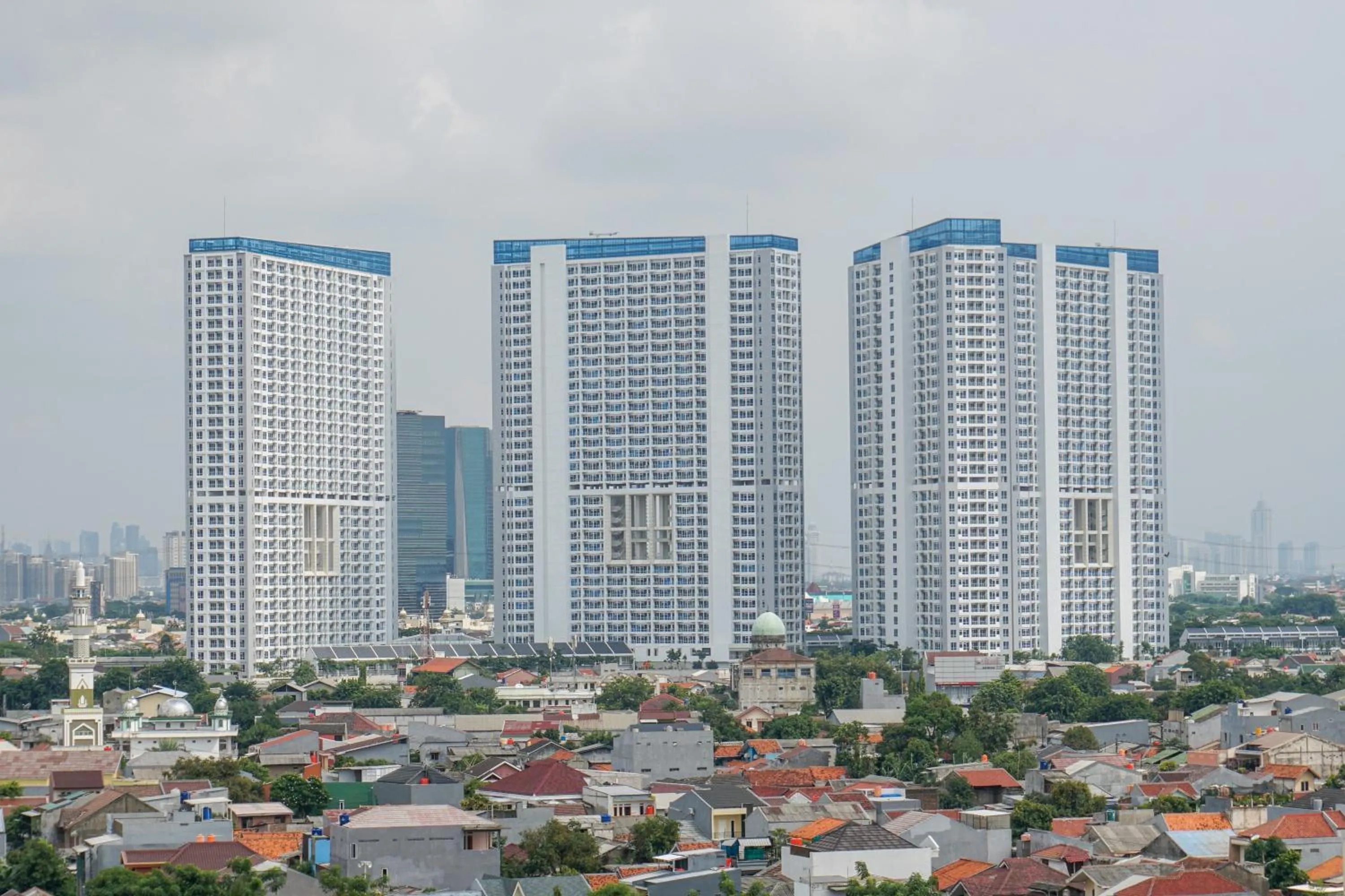 Comfortable 3BR Apartment at Green Palm Residences By Travelio