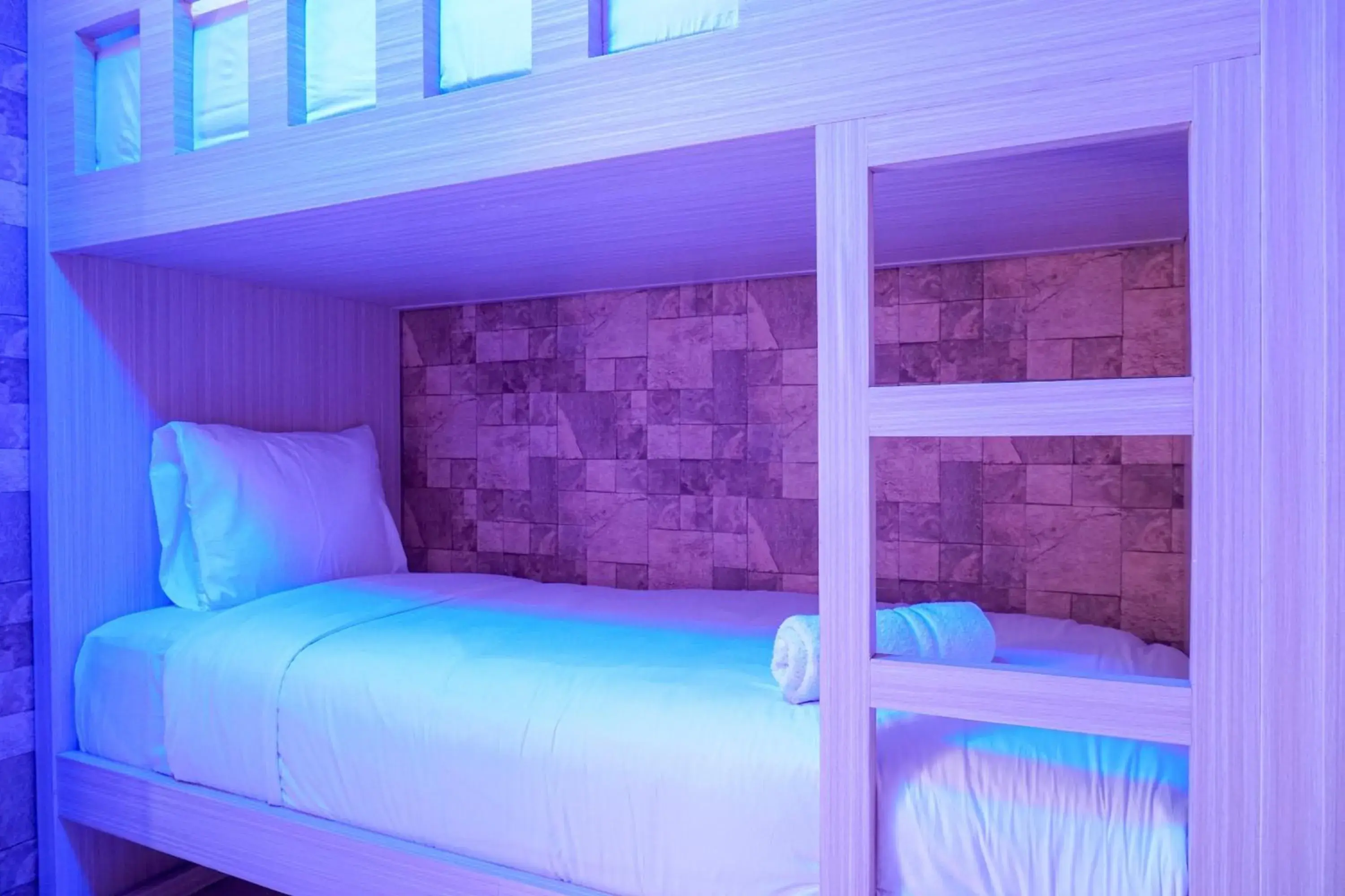 Bedroom, Bed in Comfortable 3BR Apartment at Green Palm Residences By Travelio Bedroom, Bed in Comfortable 3BR Apartment at Green Palm Residences By Travelio