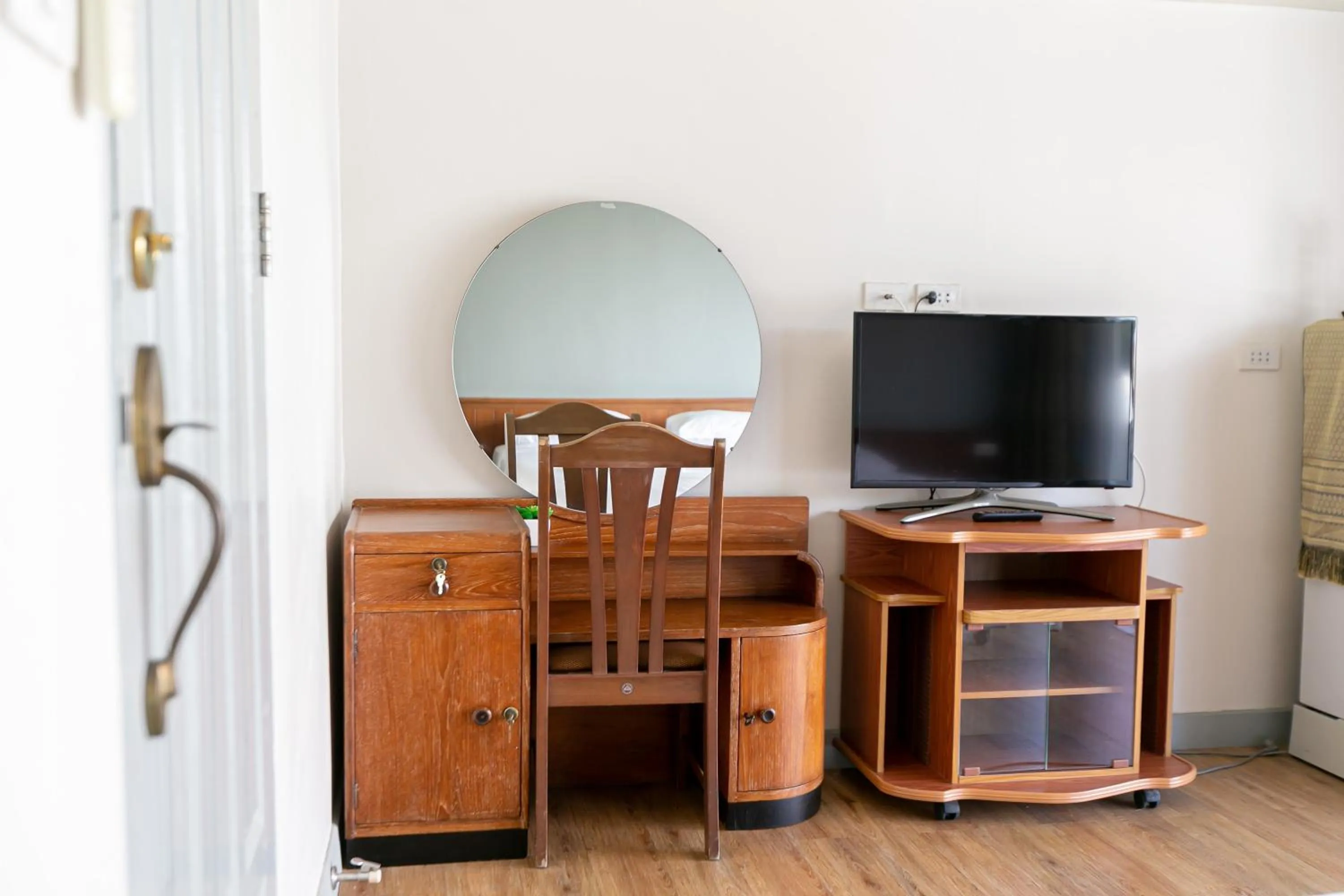 TV and multimedia in Wong Amat House