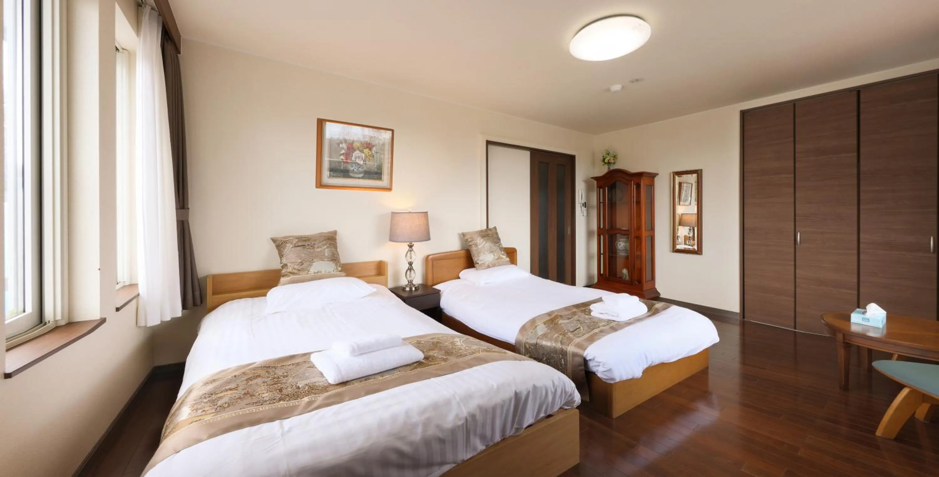 Bed in Sirogane Free Harbour Hotel