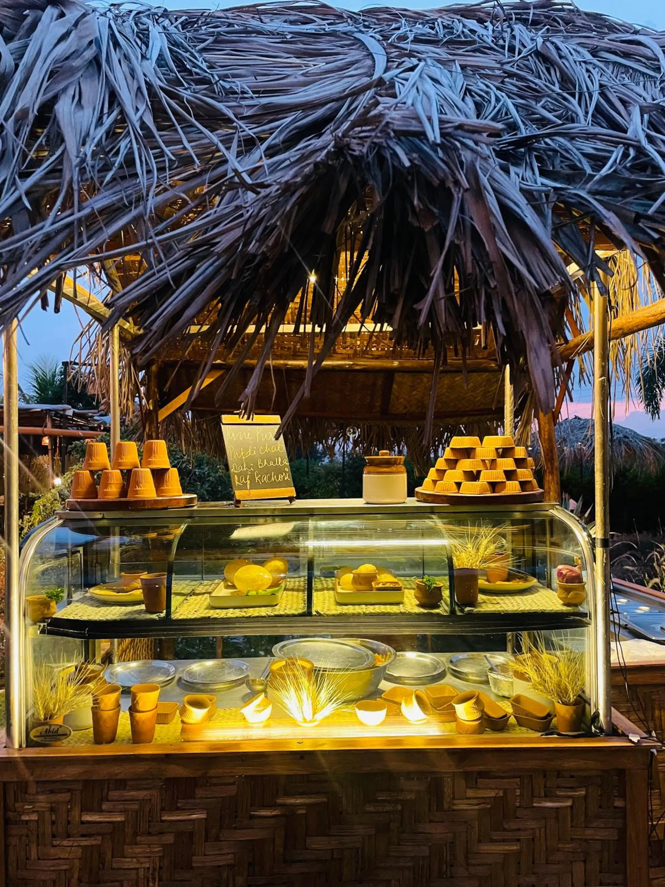 Restaurant/places to eat in Shambhala