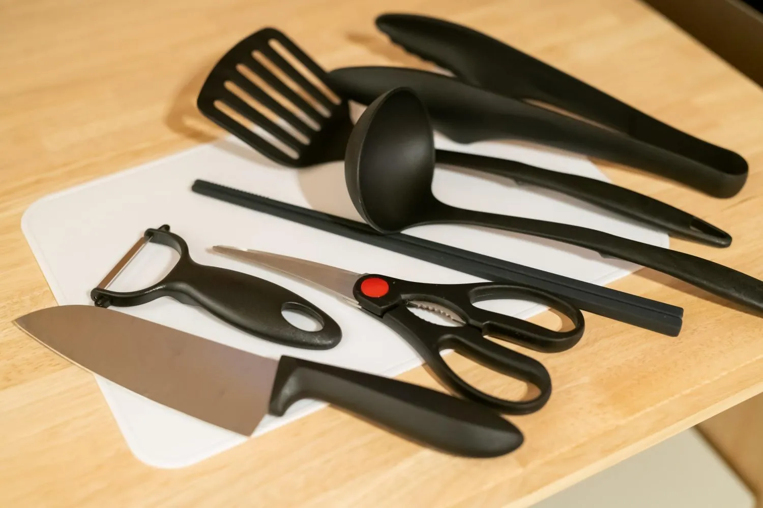 Communal kitchen in REN Kitamatsunoki