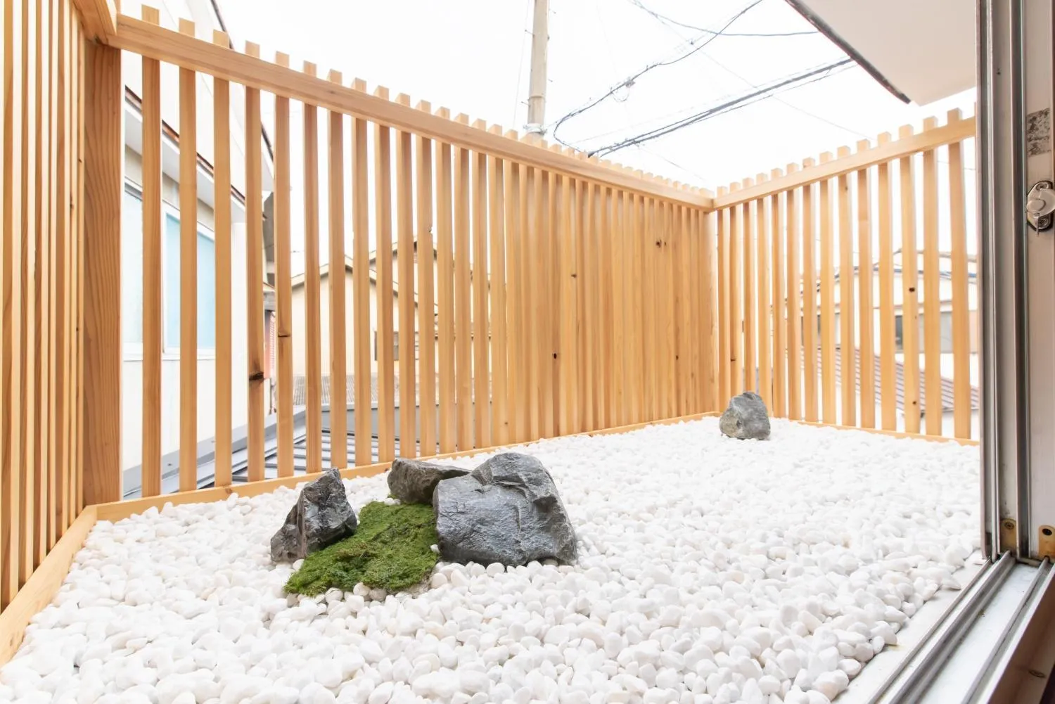 Day in REN Kitamatsunoki