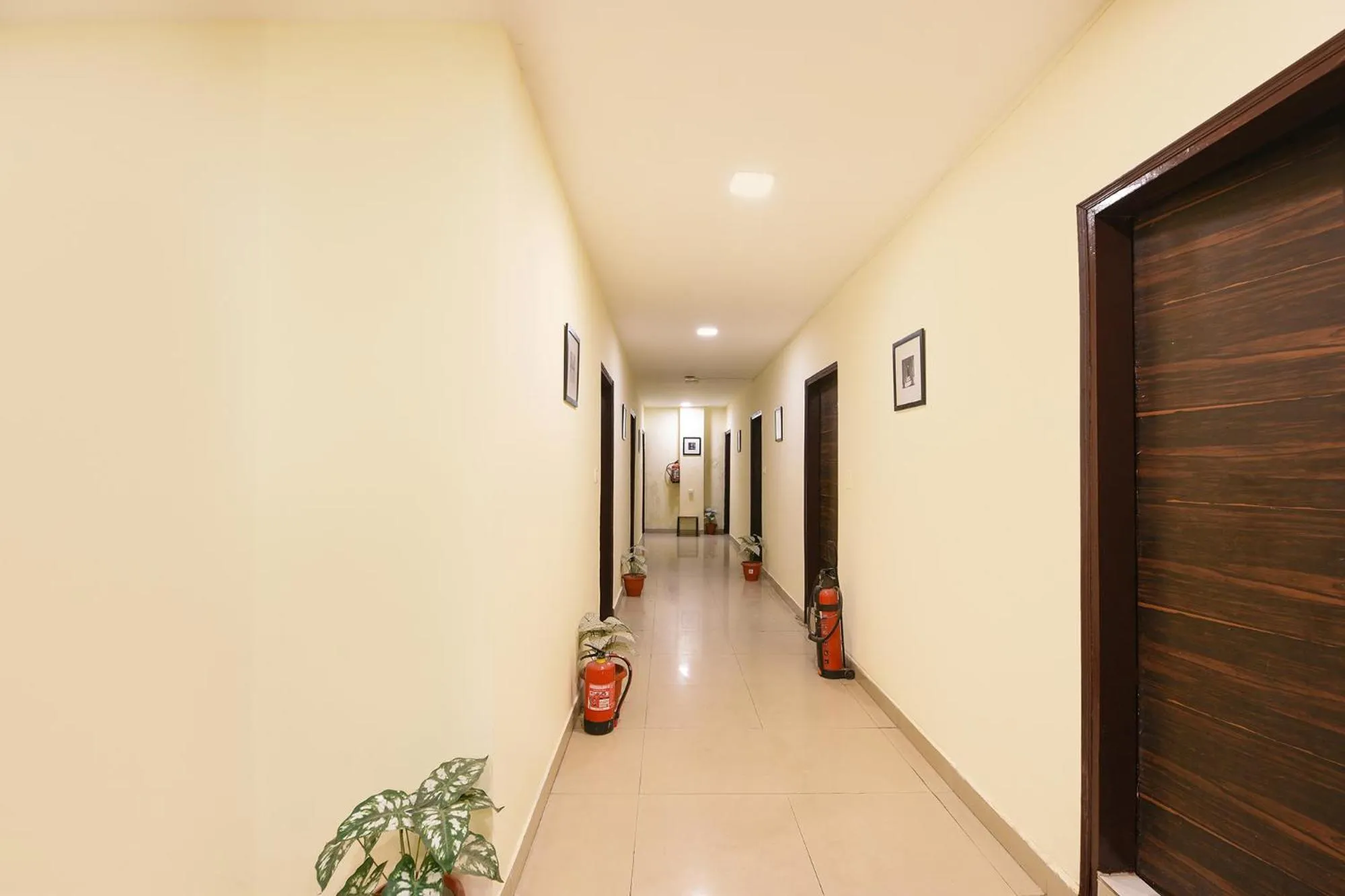 Lobby or reception in FabHotel Blue Stone