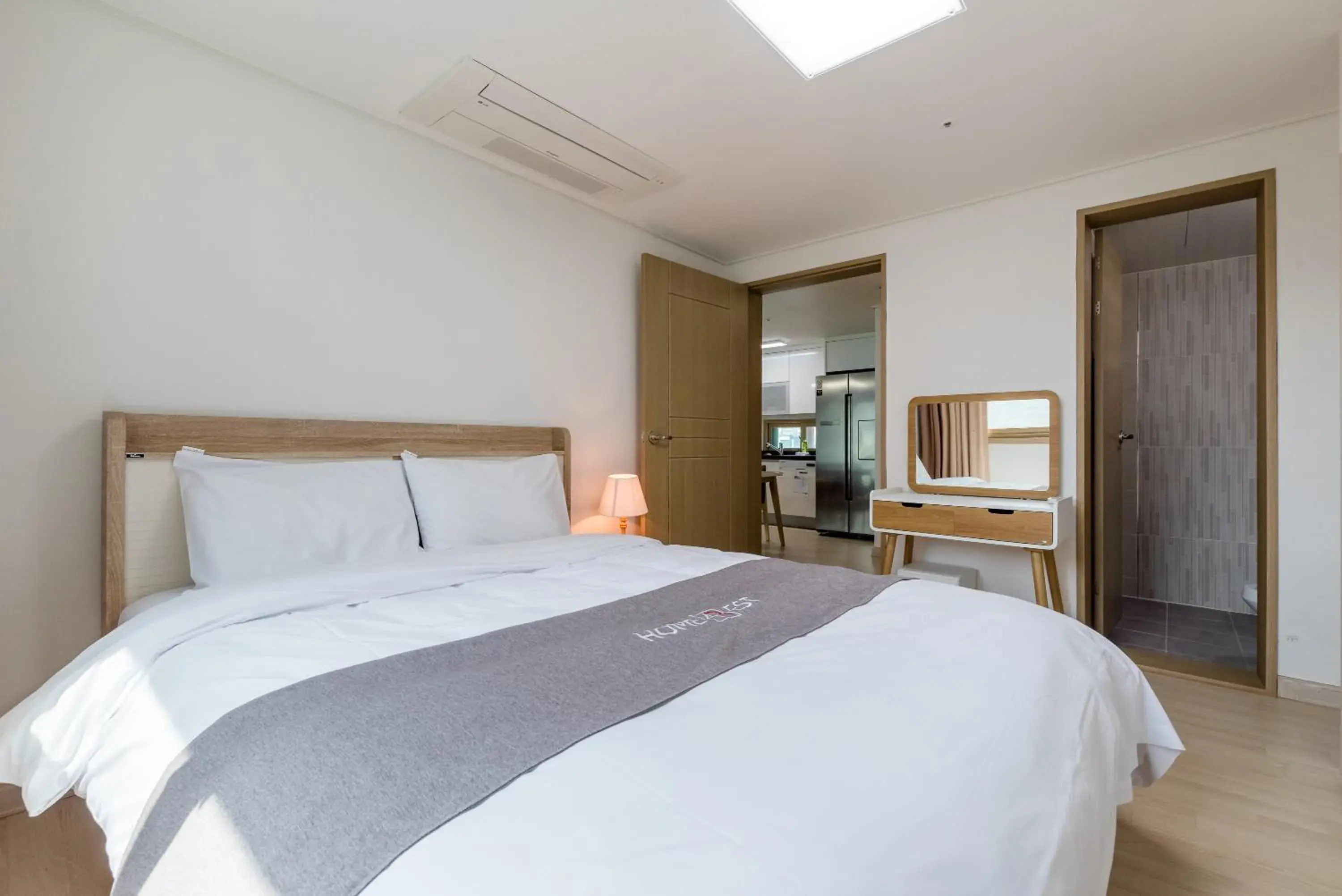 Bed in JS Residence Hotel Okpo Bed in JS Residence Hotel Okpo