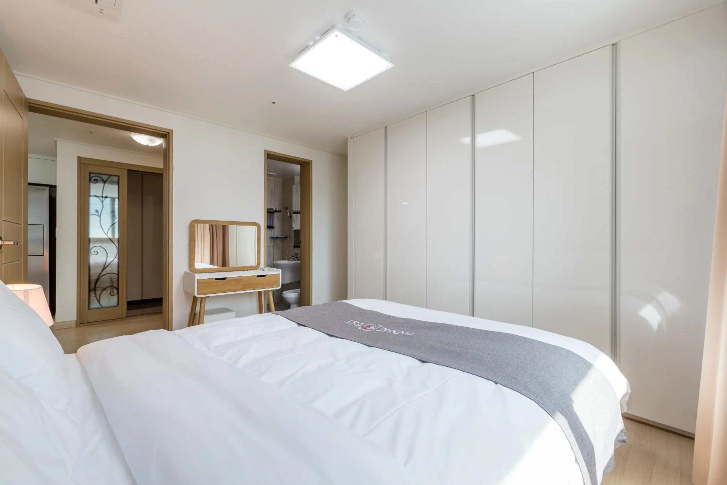 Bedroom, Bed in JS Residence Hotel Okpo