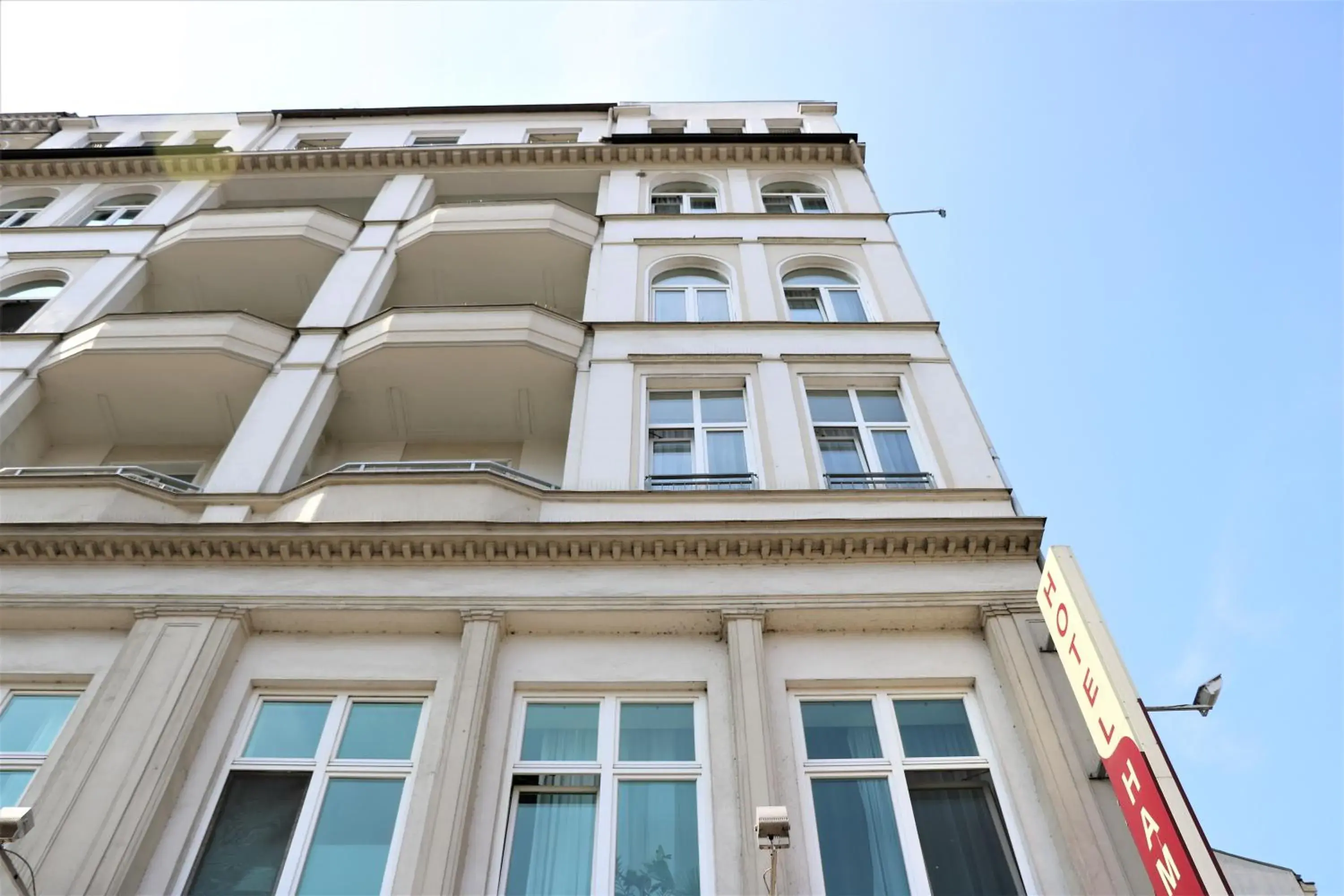 Facade/entrance in Hotel Hamburg Stadtzentrum Facade/entrance in Hotel Hamburg Stadtzentrum