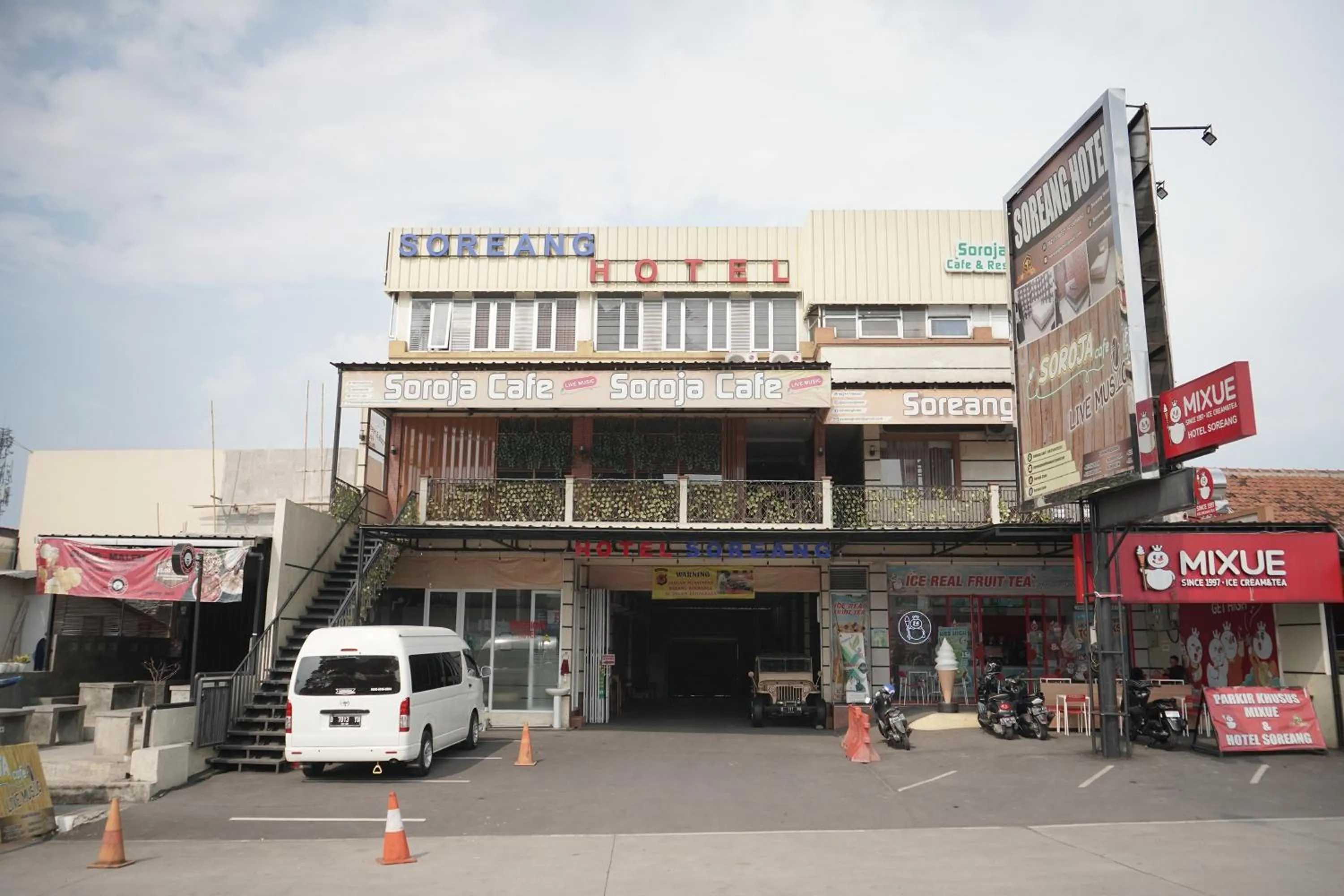 Property building in Hotel Soreang