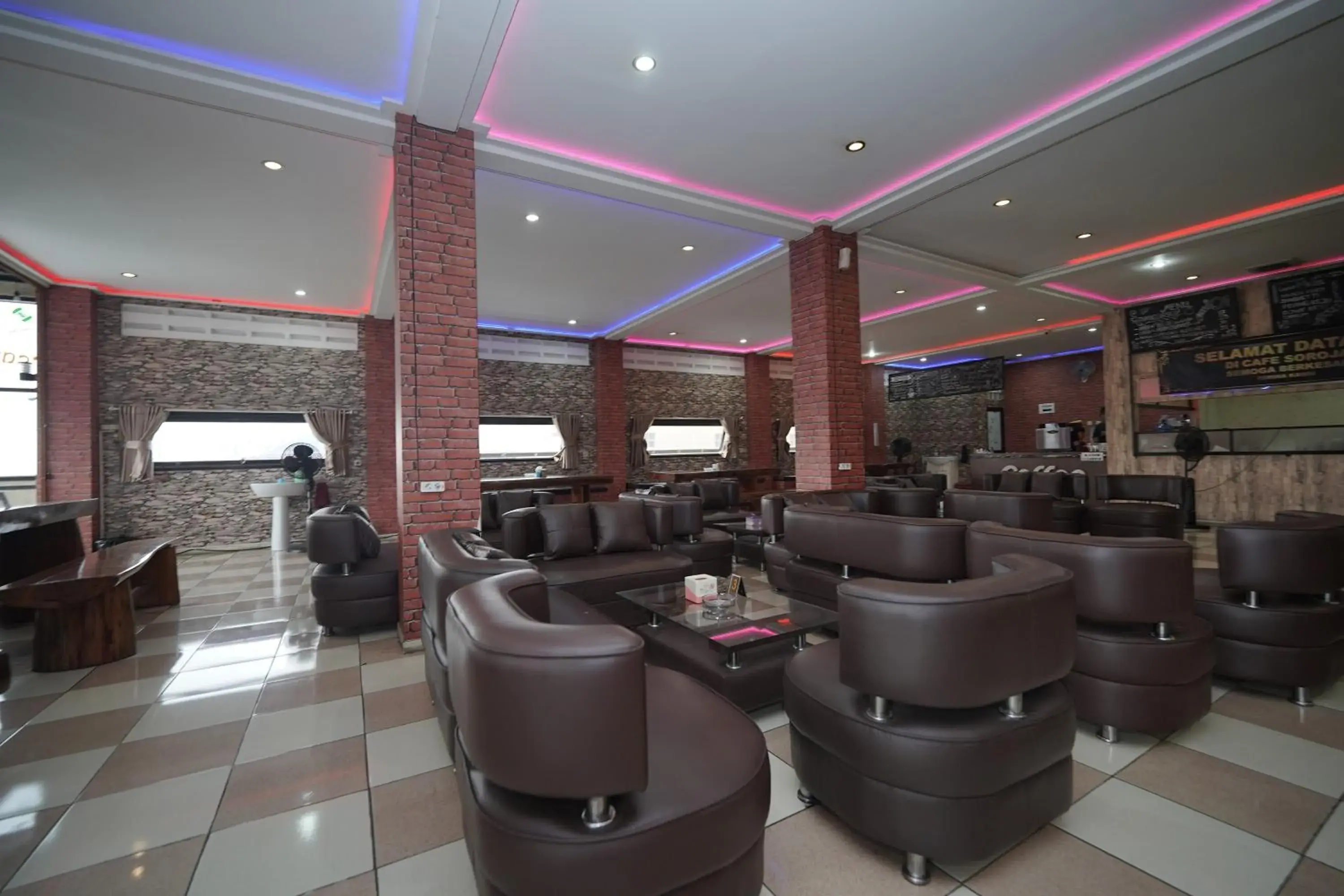 Restaurant/places to eat in Hotel Soreang Restaurant/places to eat in Hotel Soreang