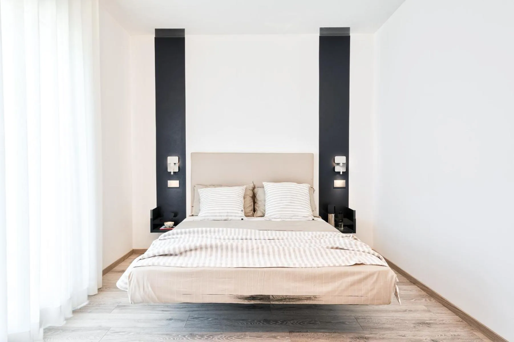 Bed in Albamarina Residence