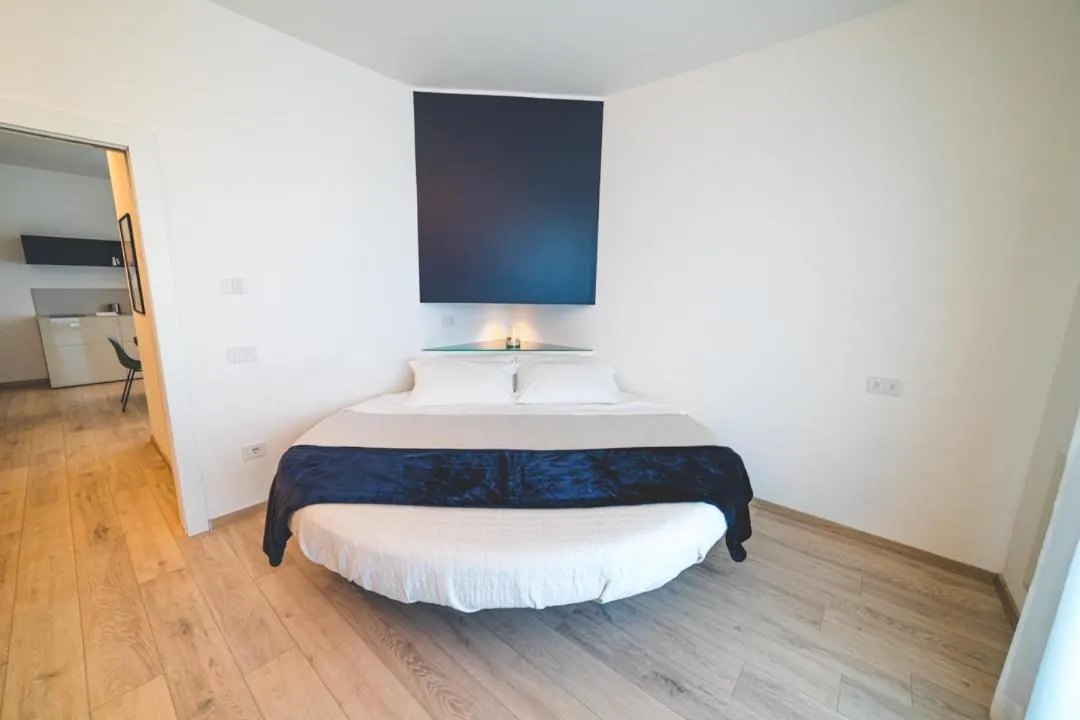 Albamarina Residence