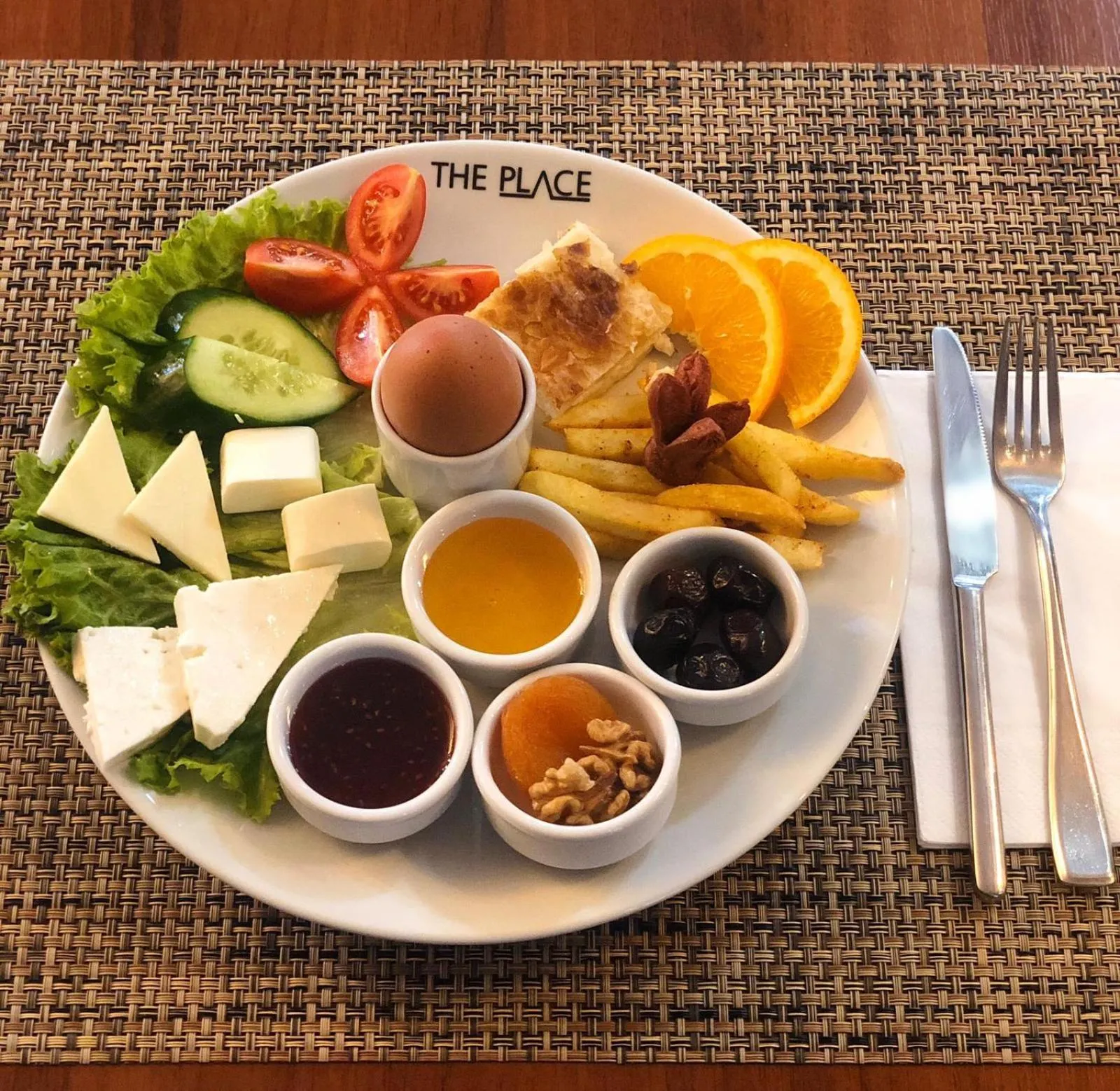 Breakfast in Ataşehir The Place Suites