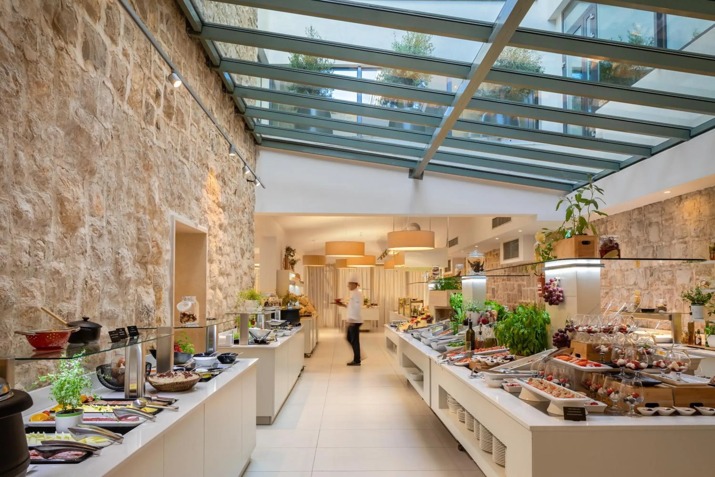 Restaurant/places to eat in Bluesun Mala Berulia Restaurant/places to eat in Bluesun Mala Berulia