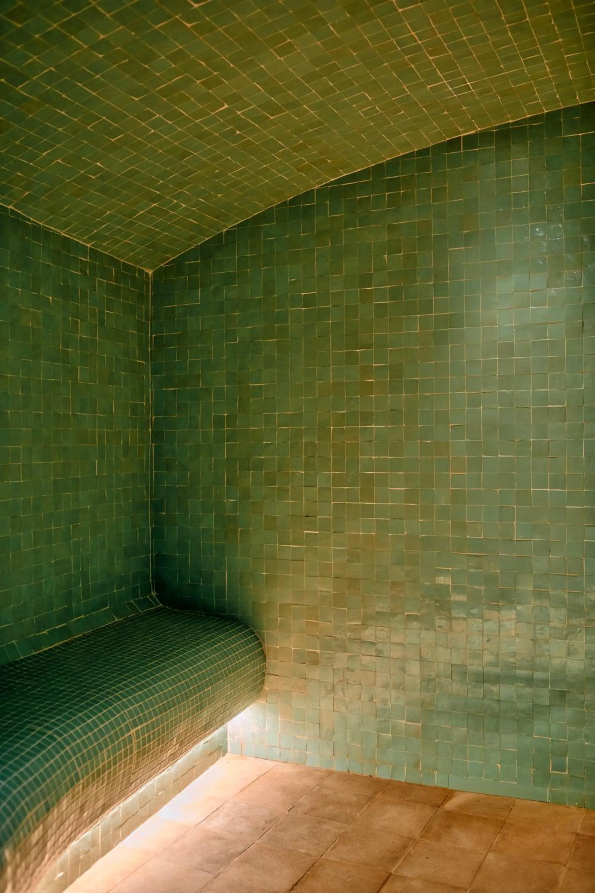 Steam room in Hôtel Les Deux Gares & Spa