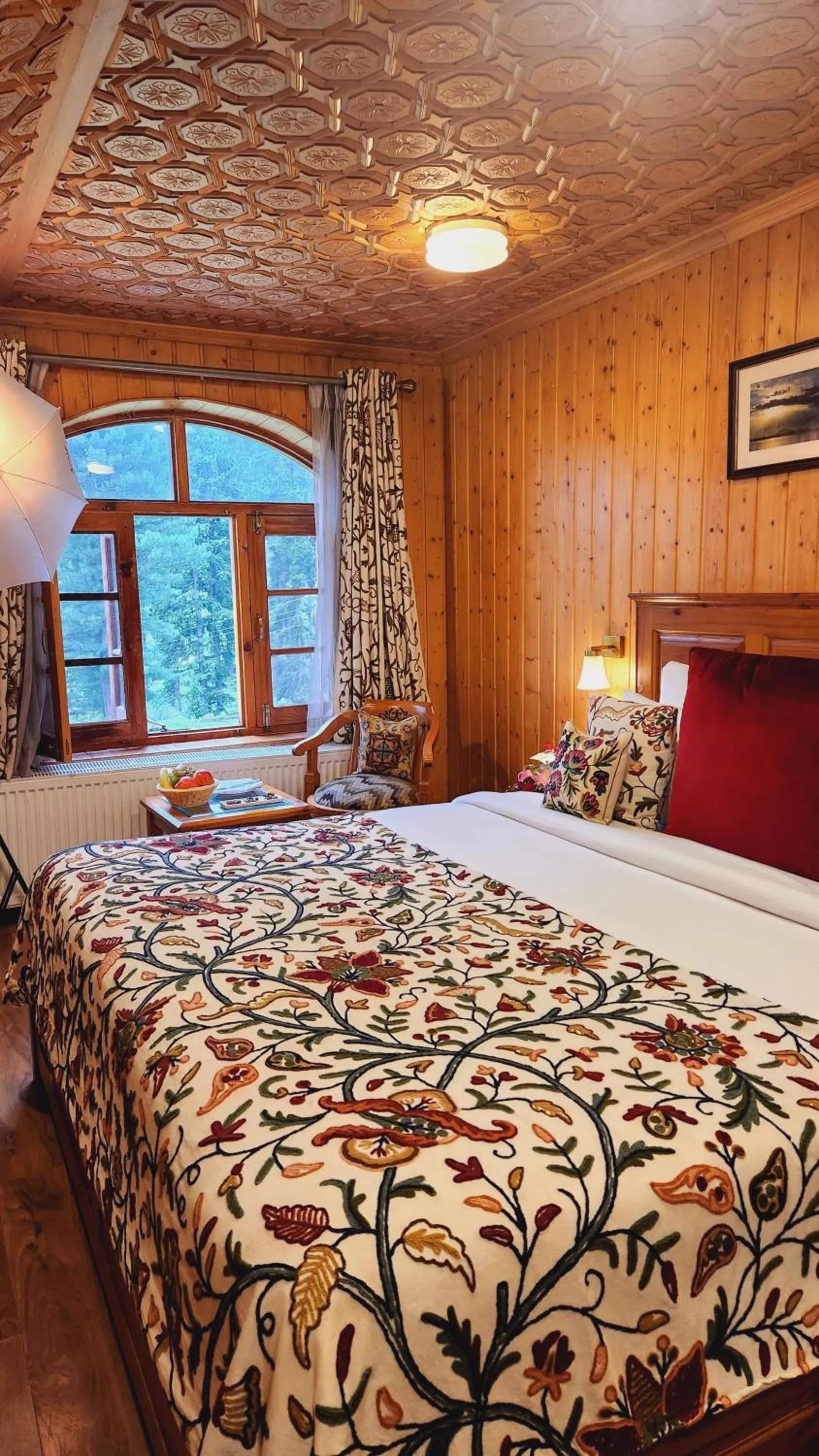 View (from property/room), Bed in Shaw Inn by Stay Pattern