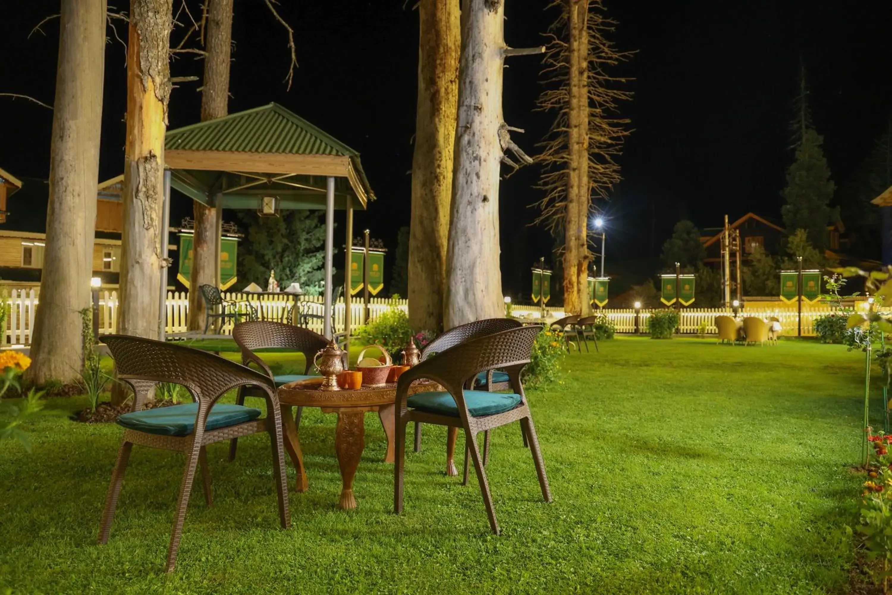 Garden view in Shaw Inn by Stay Pattern Garden view in Shaw Inn by Stay Pattern