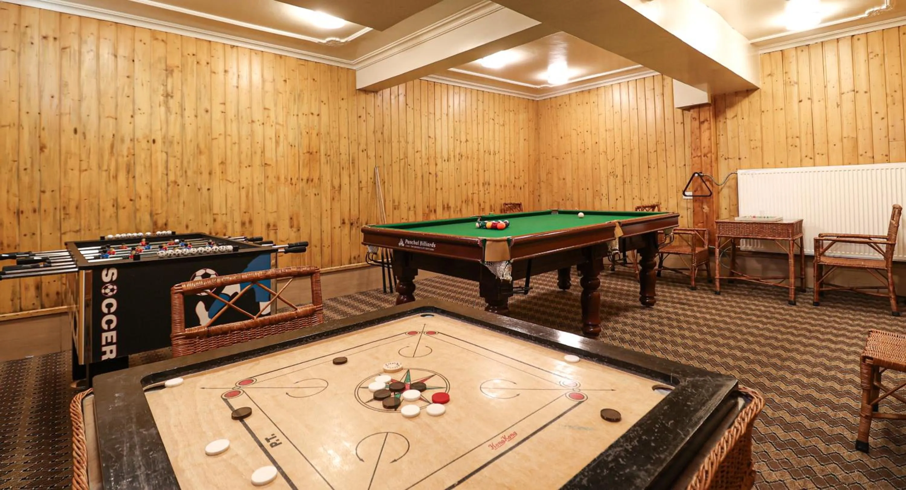 Game Room in Shaw Inn by Stay Pattern