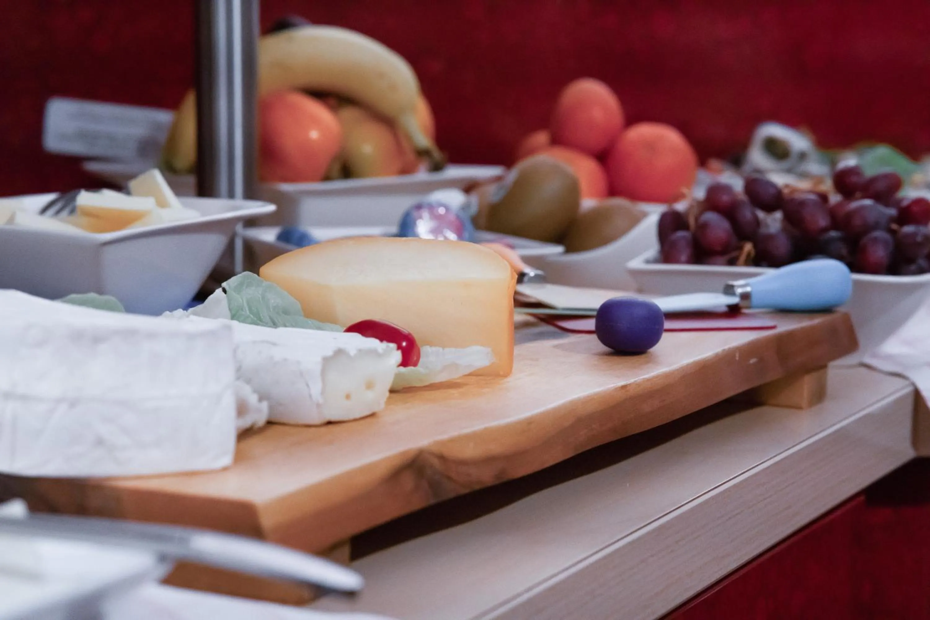 Buffet breakfast in Stadt-gut-Hotel Rheinischer Hof