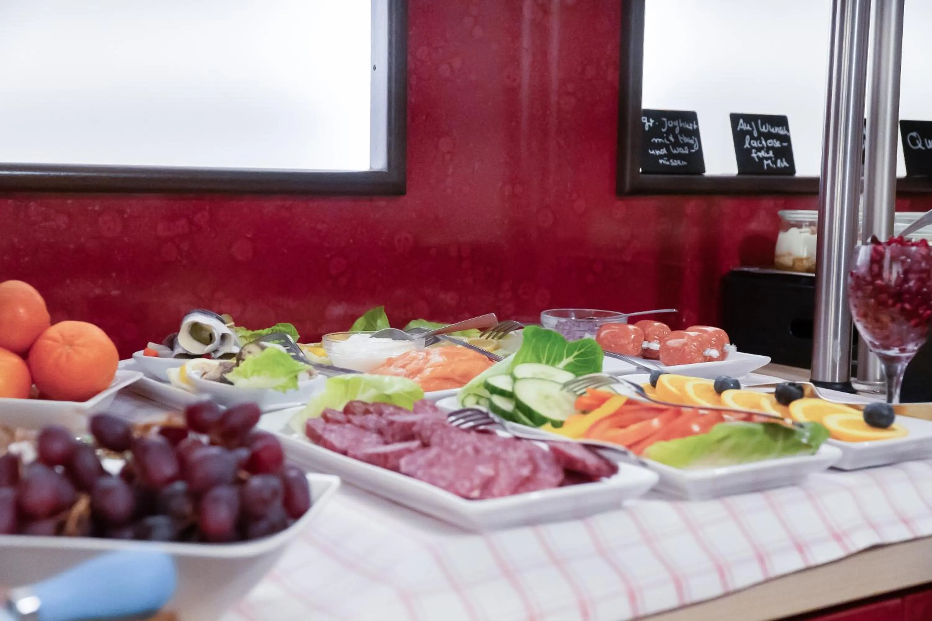 Breakfast in Stadt-gut-Hotel Rheinischer Hof