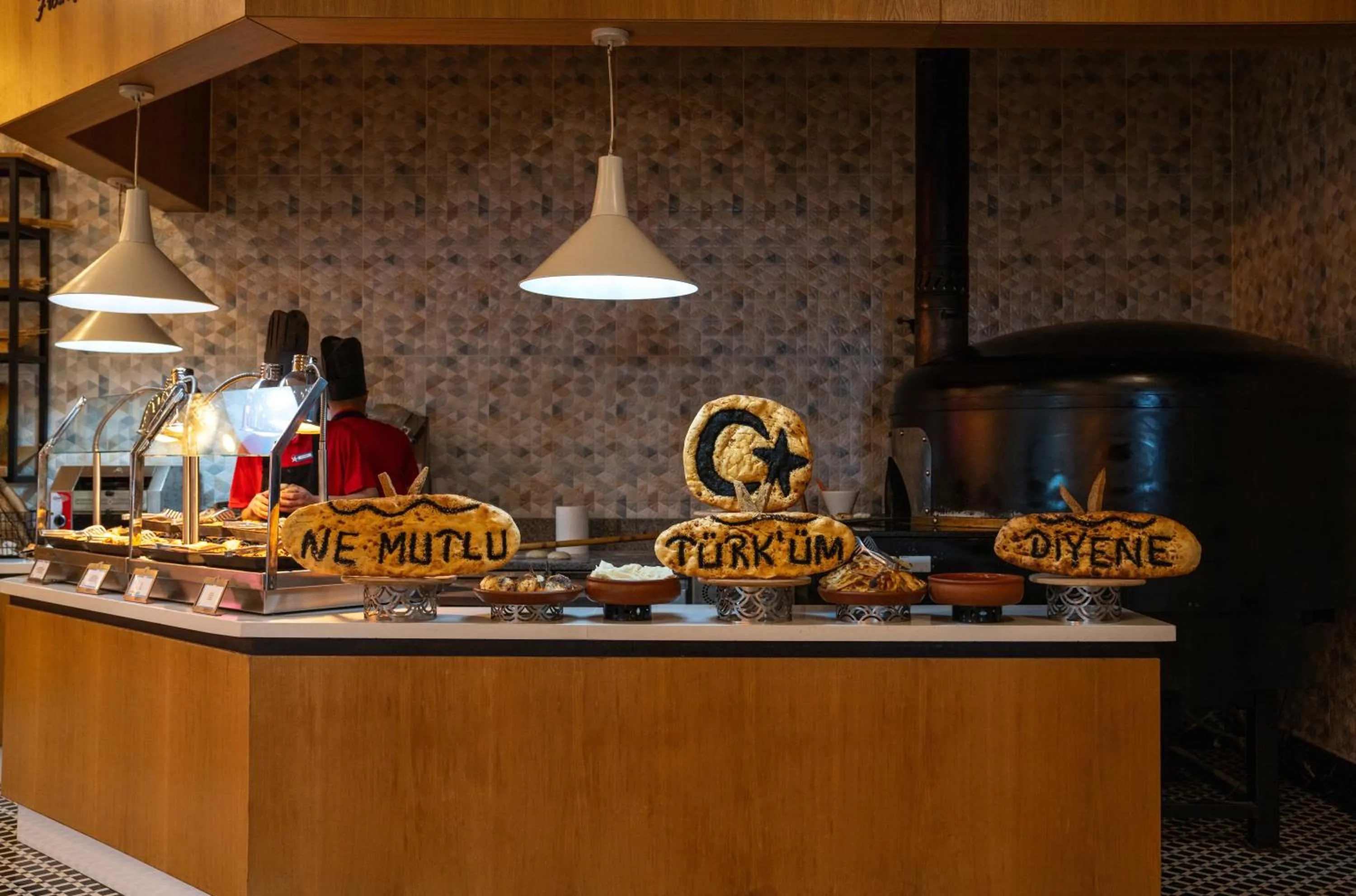 Food in Maxeria Blue Didyma