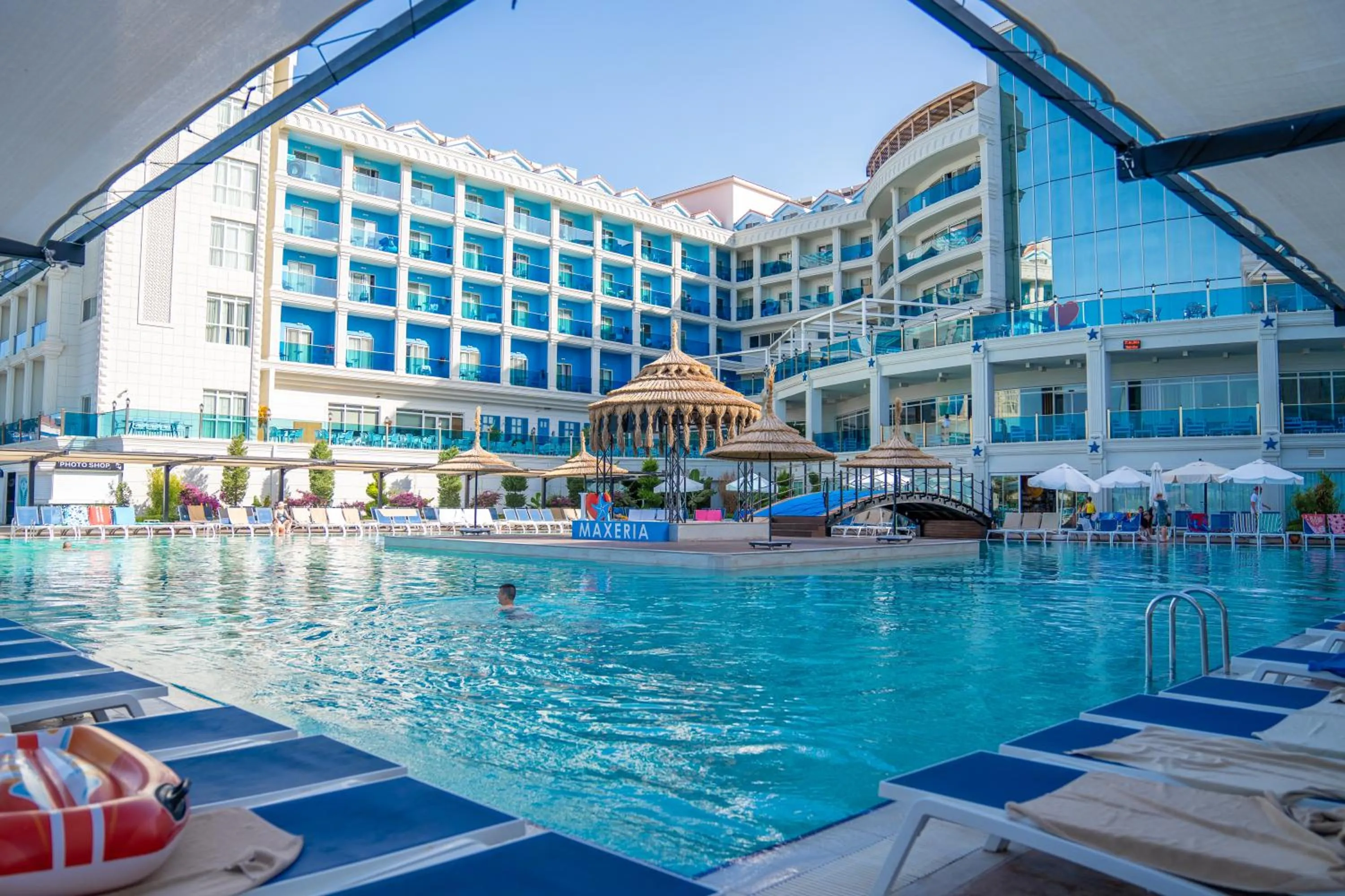 Swimming pool in Maxeria Blue Didyma