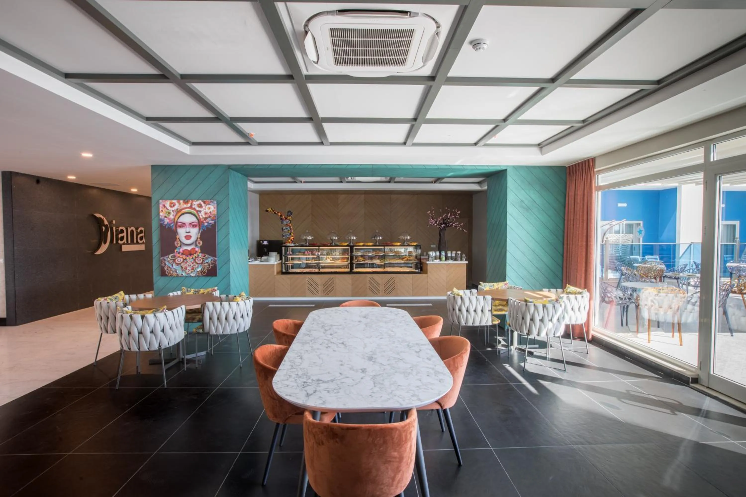 Restaurant/places to eat in Maxeria Blue Didyma