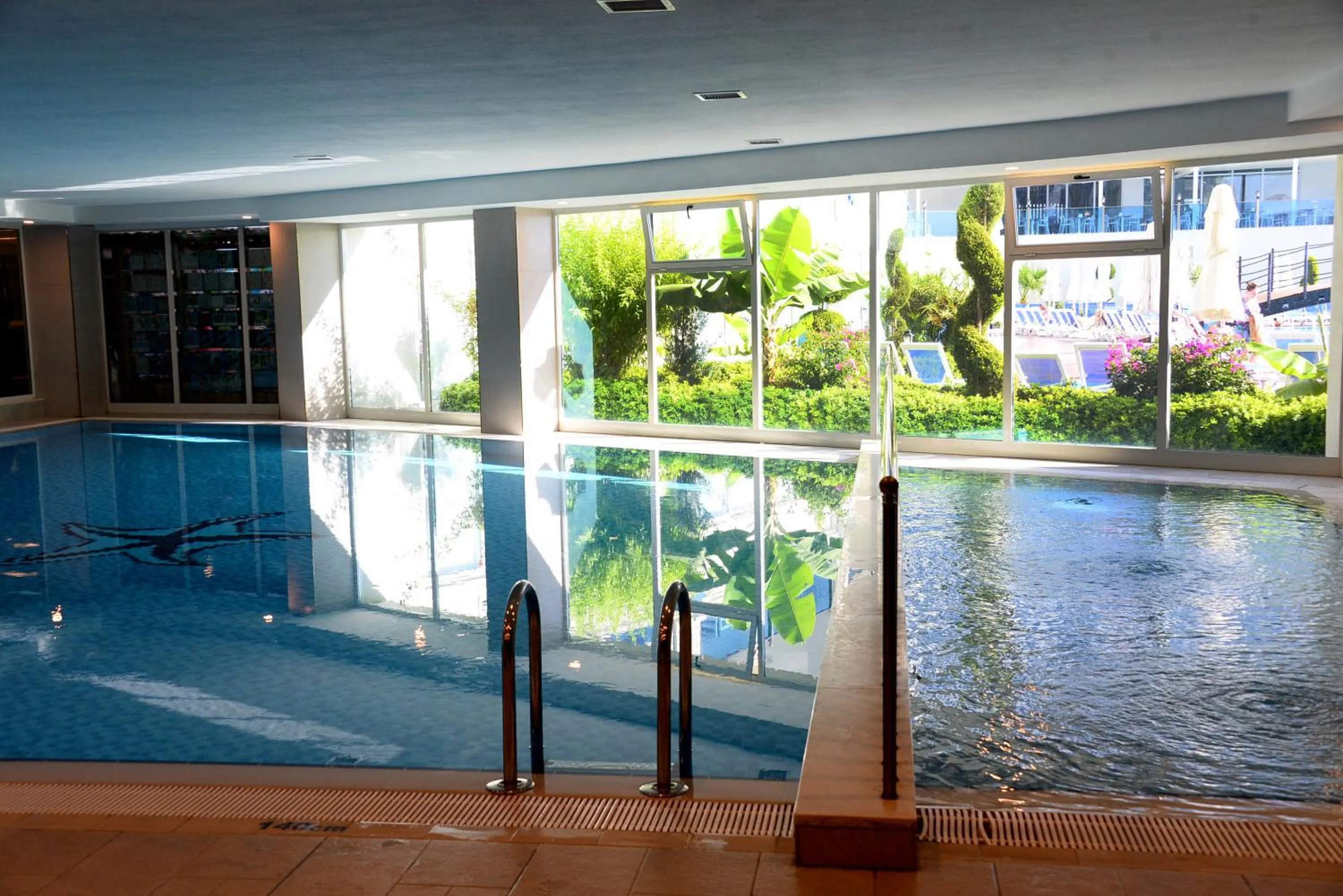 Swimming pool in Maxeria Blue Didyma