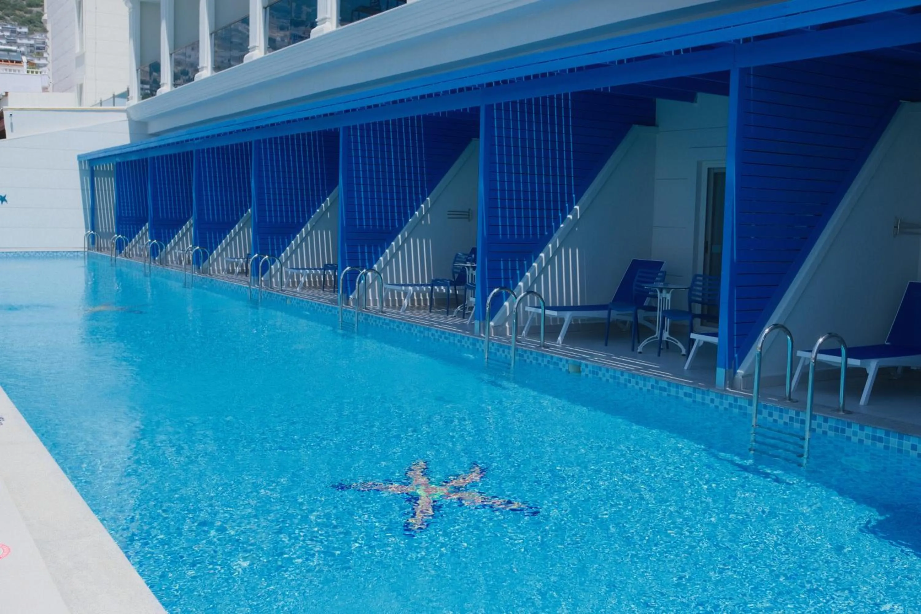 Pool view in Maxeria Blue Didyma