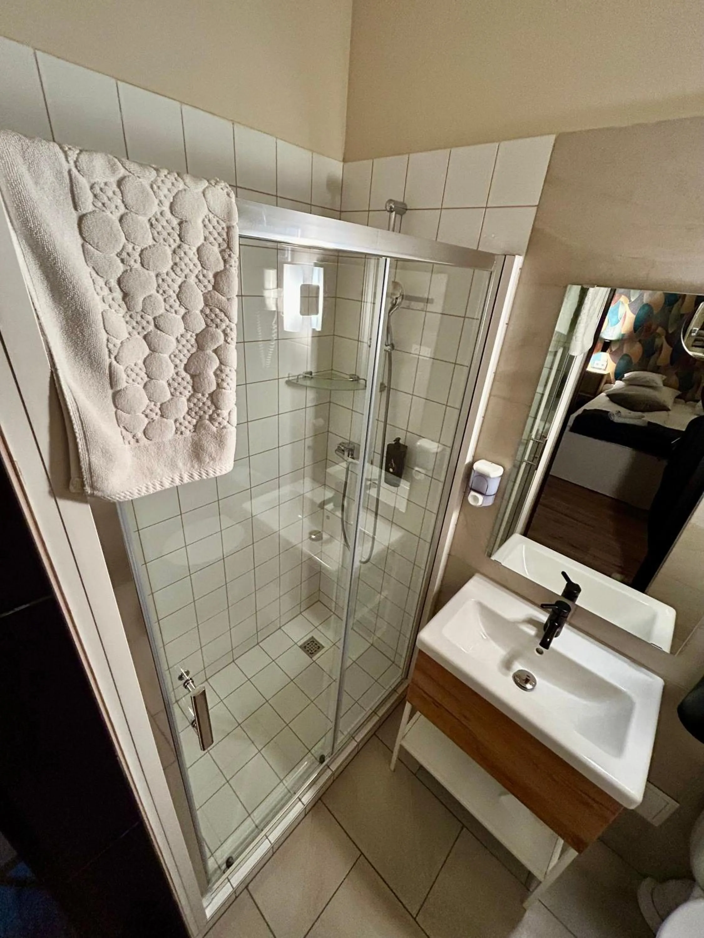 Shower in Boutique Hotel & Event Center