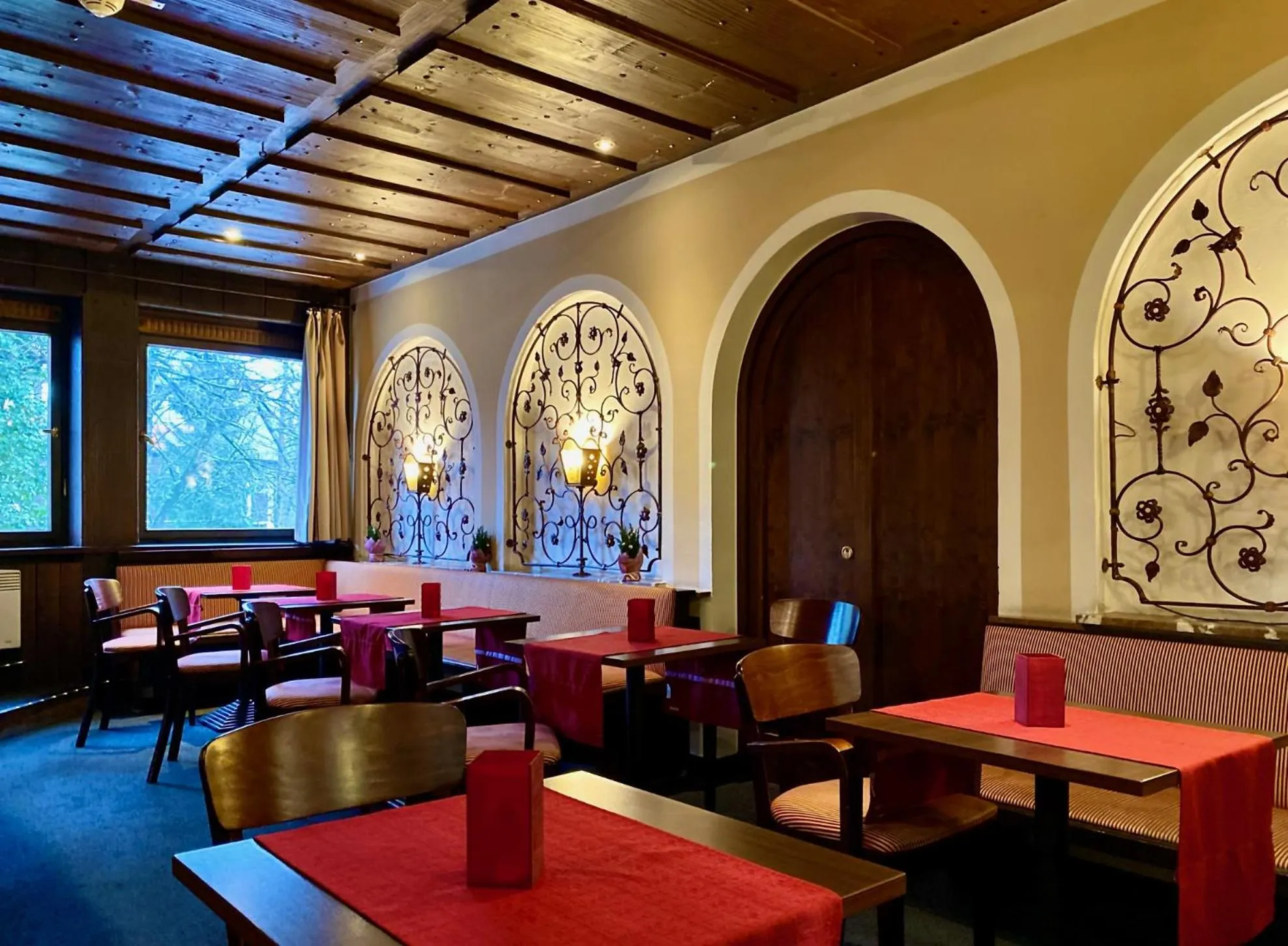 Lounge or bar in relexa hotel Schatten Stuttgart