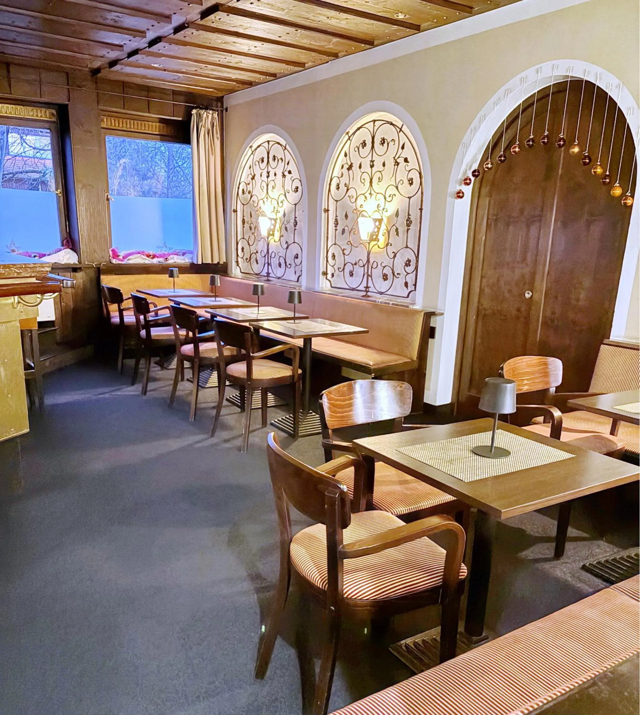 Lounge or bar in relexa hotel Schatten Stuttgart