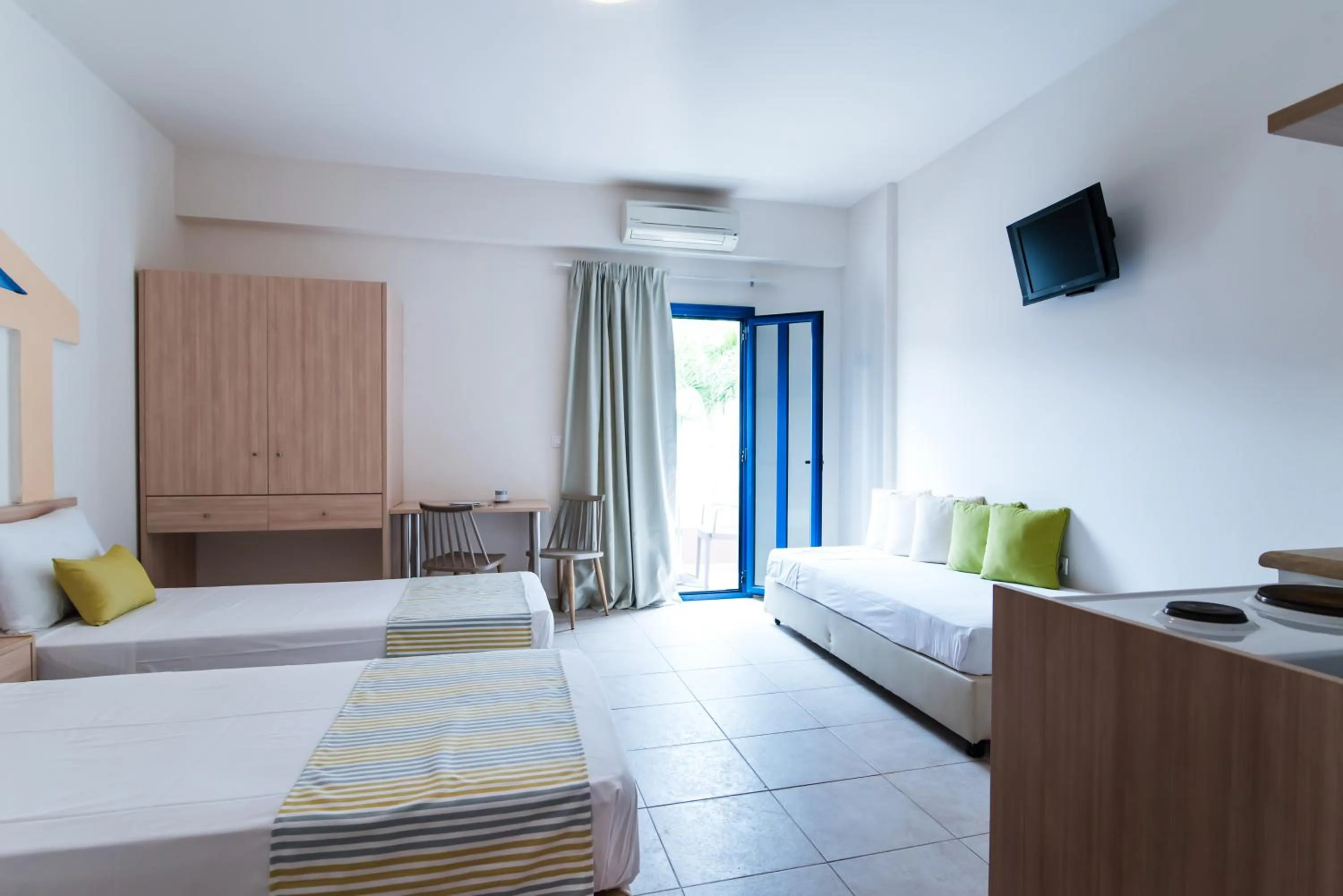 TV and multimedia, Bed in Ilios Malia Hotel Resort