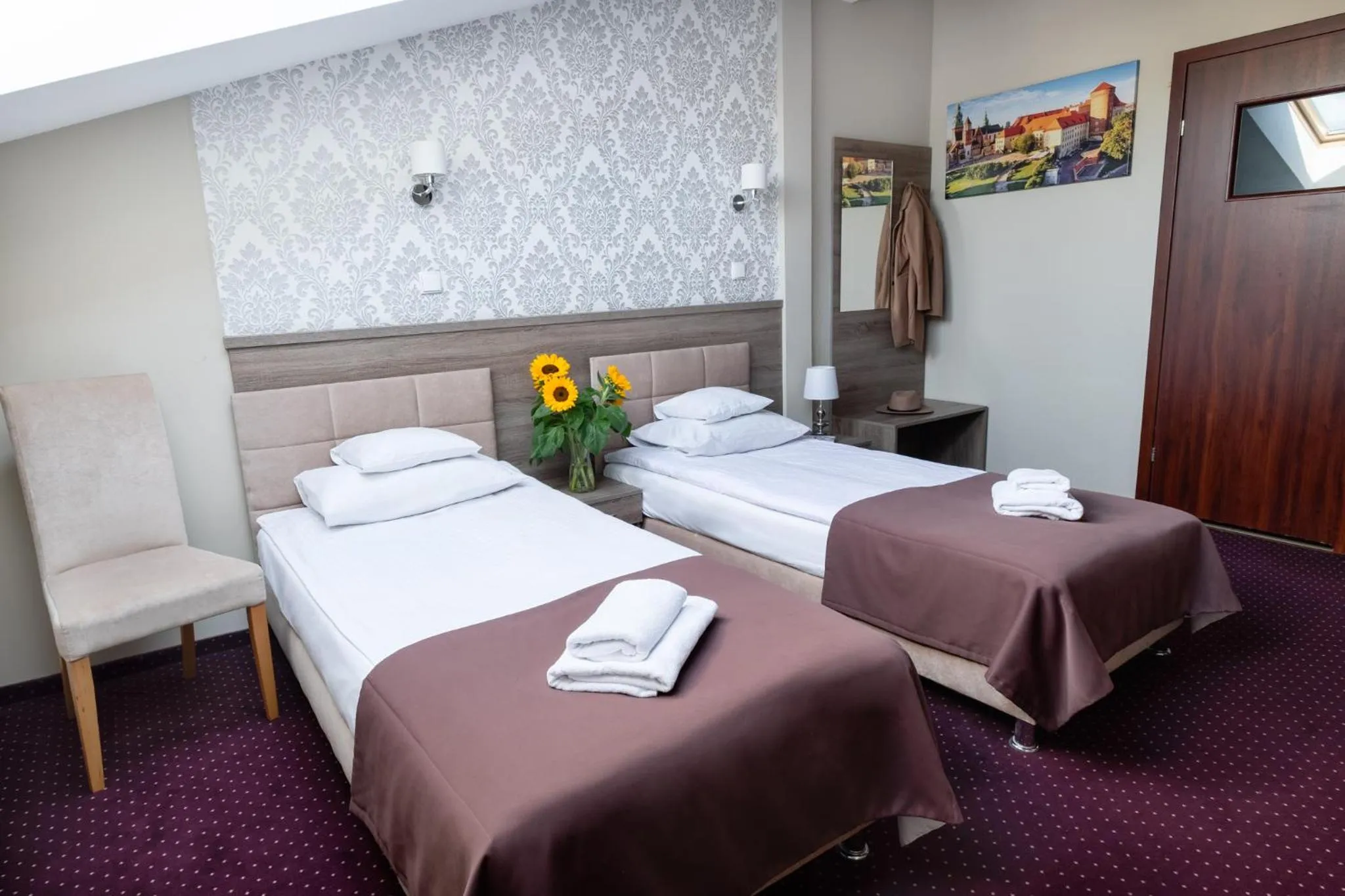 Bed in Hotel Maximum