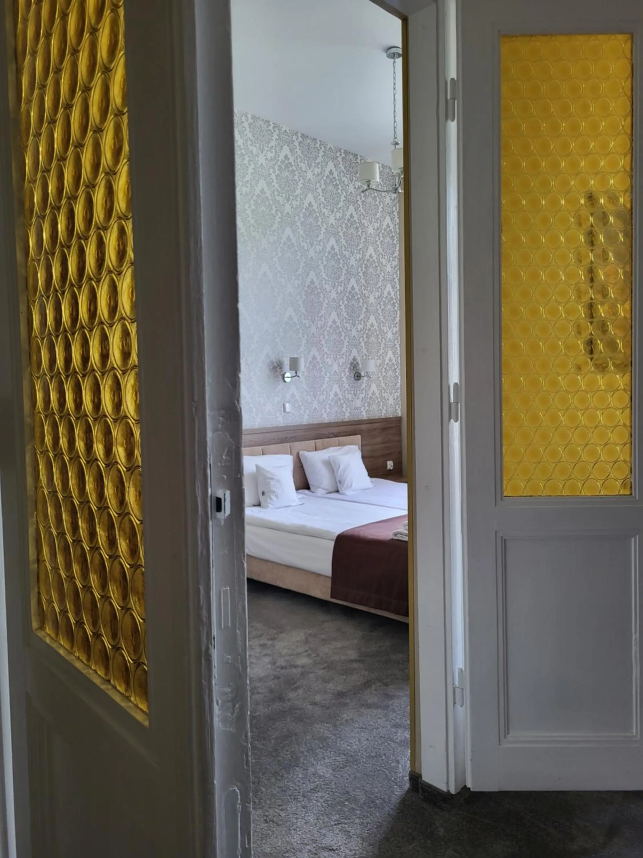 Bed in Hotel Maximum