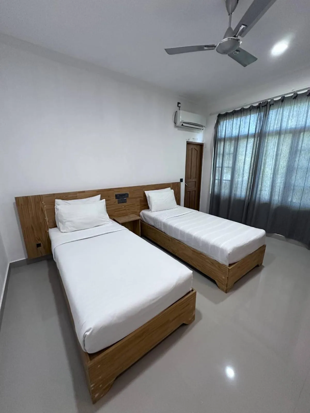 Deluxe Double or Twin Room in Dhonveli Inn