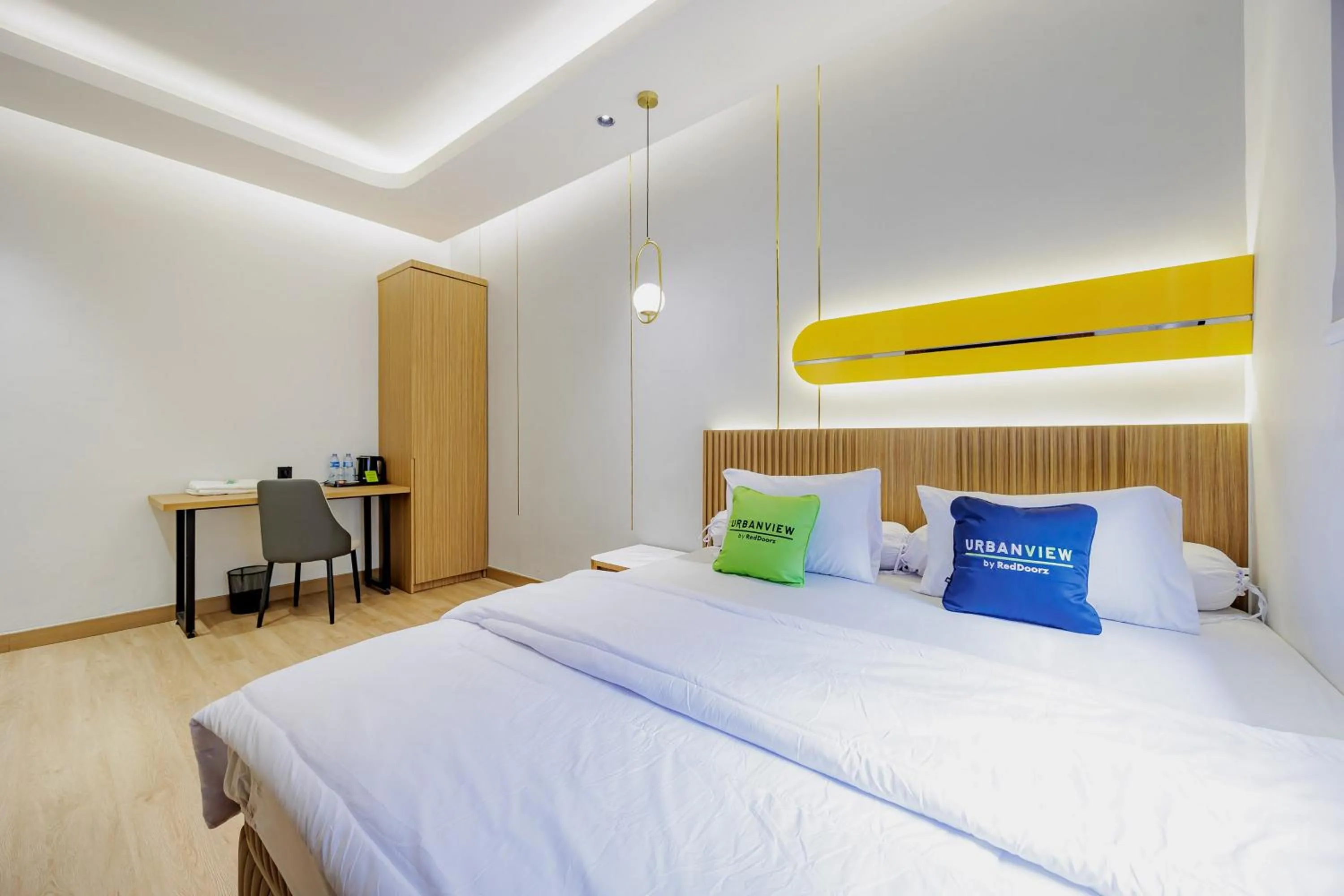 Bedroom, Bed in Urbanview Hotel Yampi TB Simatupang
