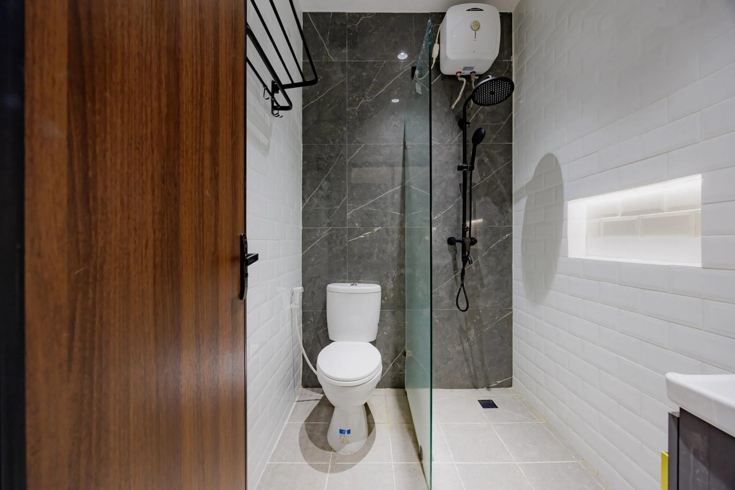 Bathroom in Urbanview Hotel Yampi TB Simatupang