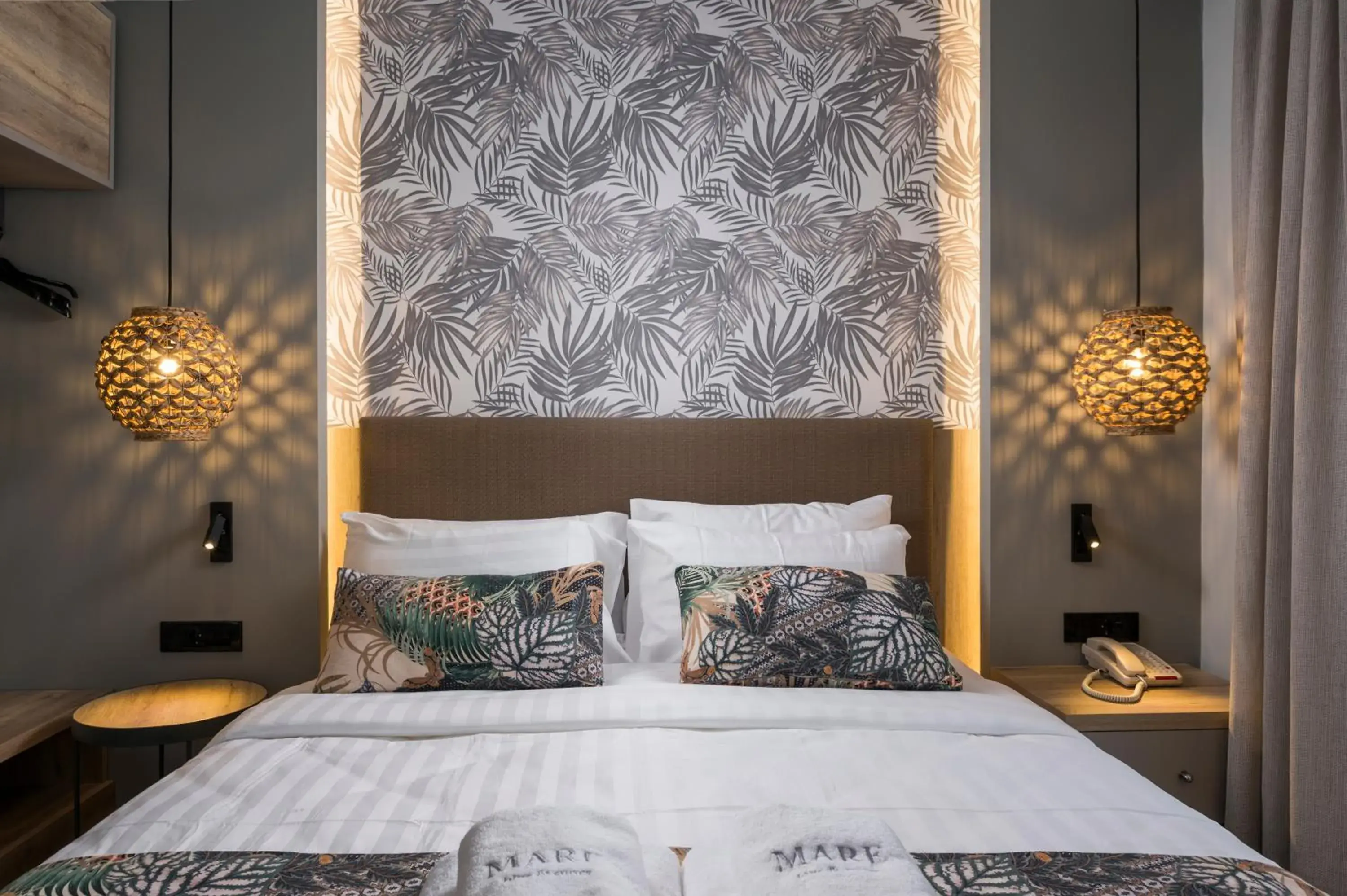 Single Room in Mare Blue Suites Single Room in Mare Blue Suites