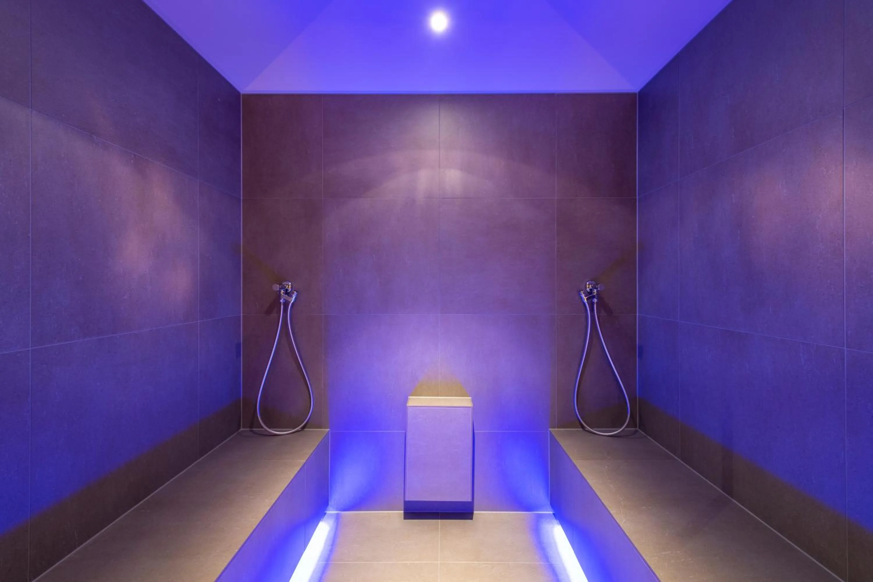 Steam room in Brunnenhof Luxury Apartments