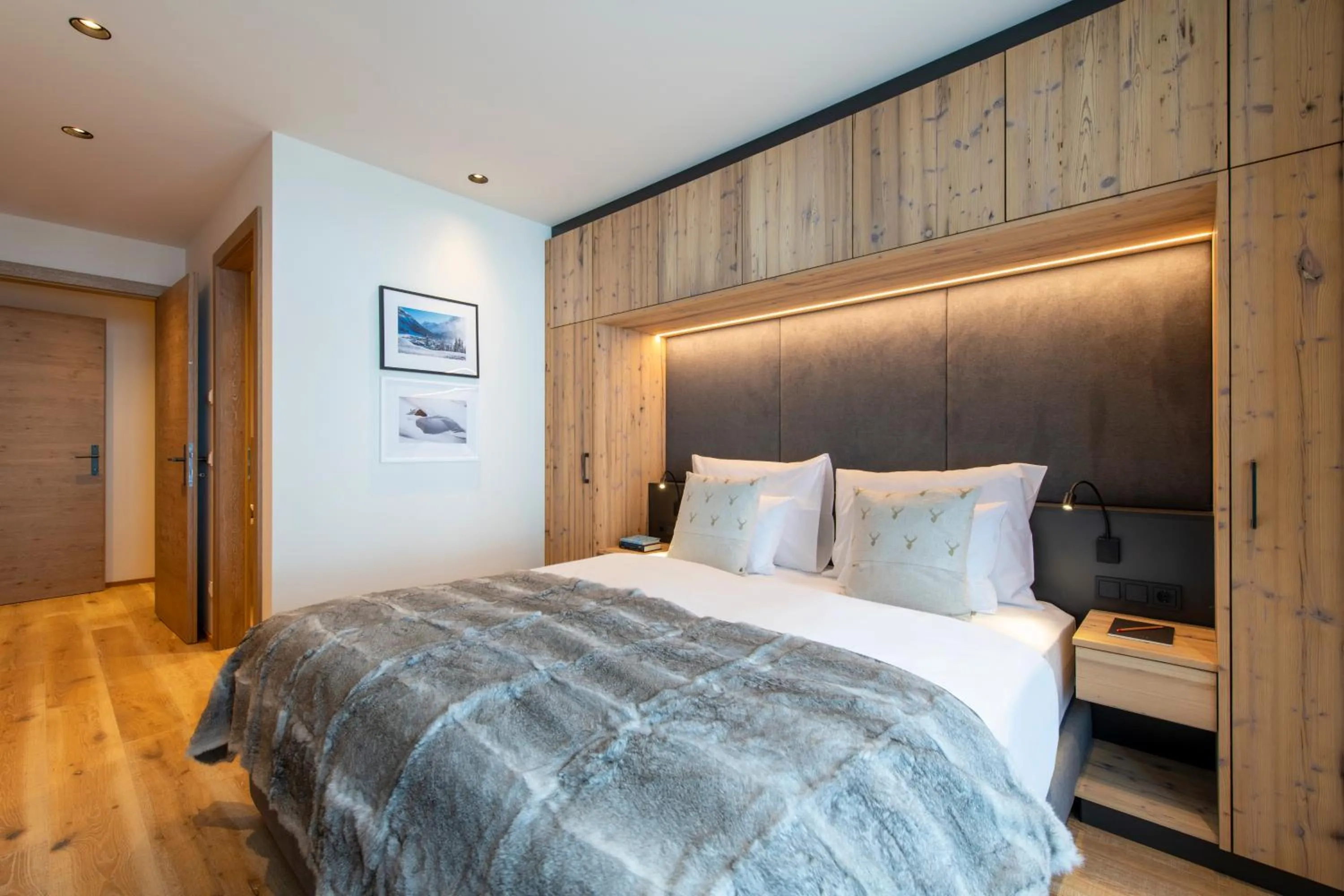 Bed in Brunnenhof Luxury Apartments