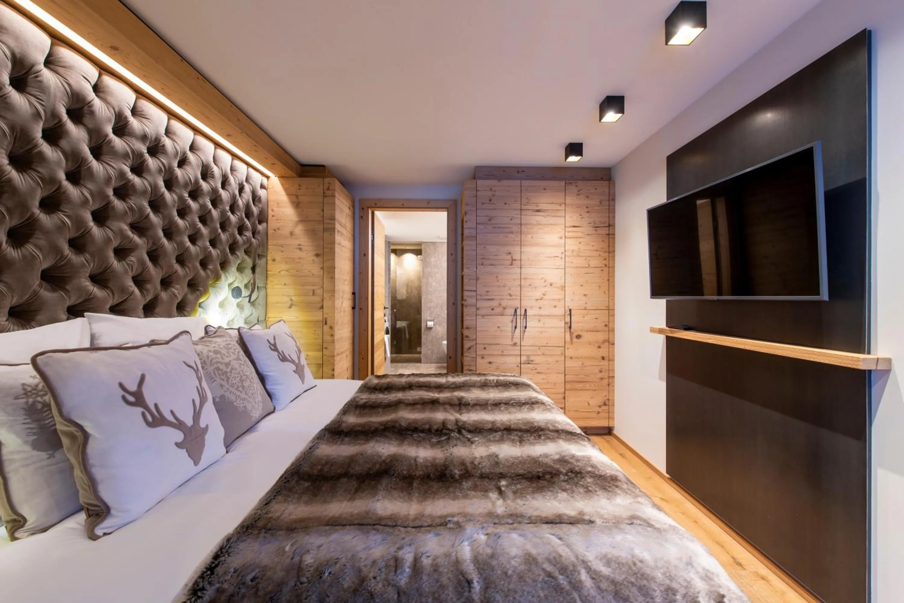 Bed in Brunnenhof Luxury Apartments