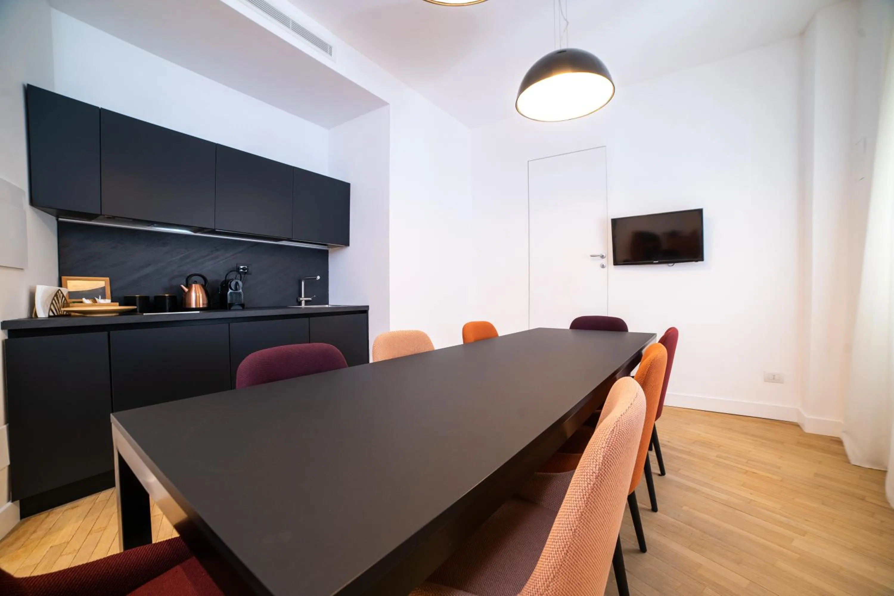 Area and facilities in Youroom Boncompagni