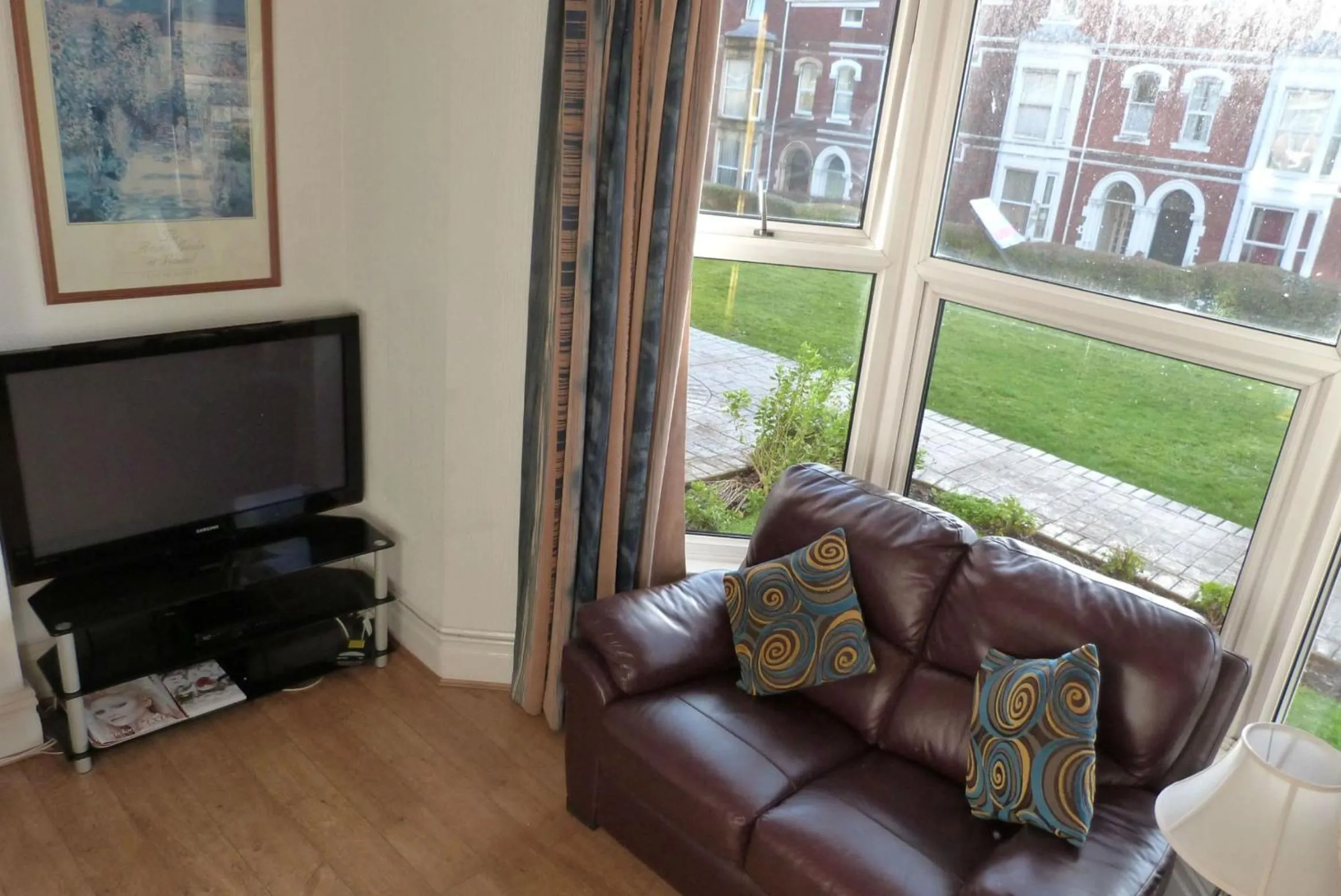 Day in Hurst Dene Aparthotel