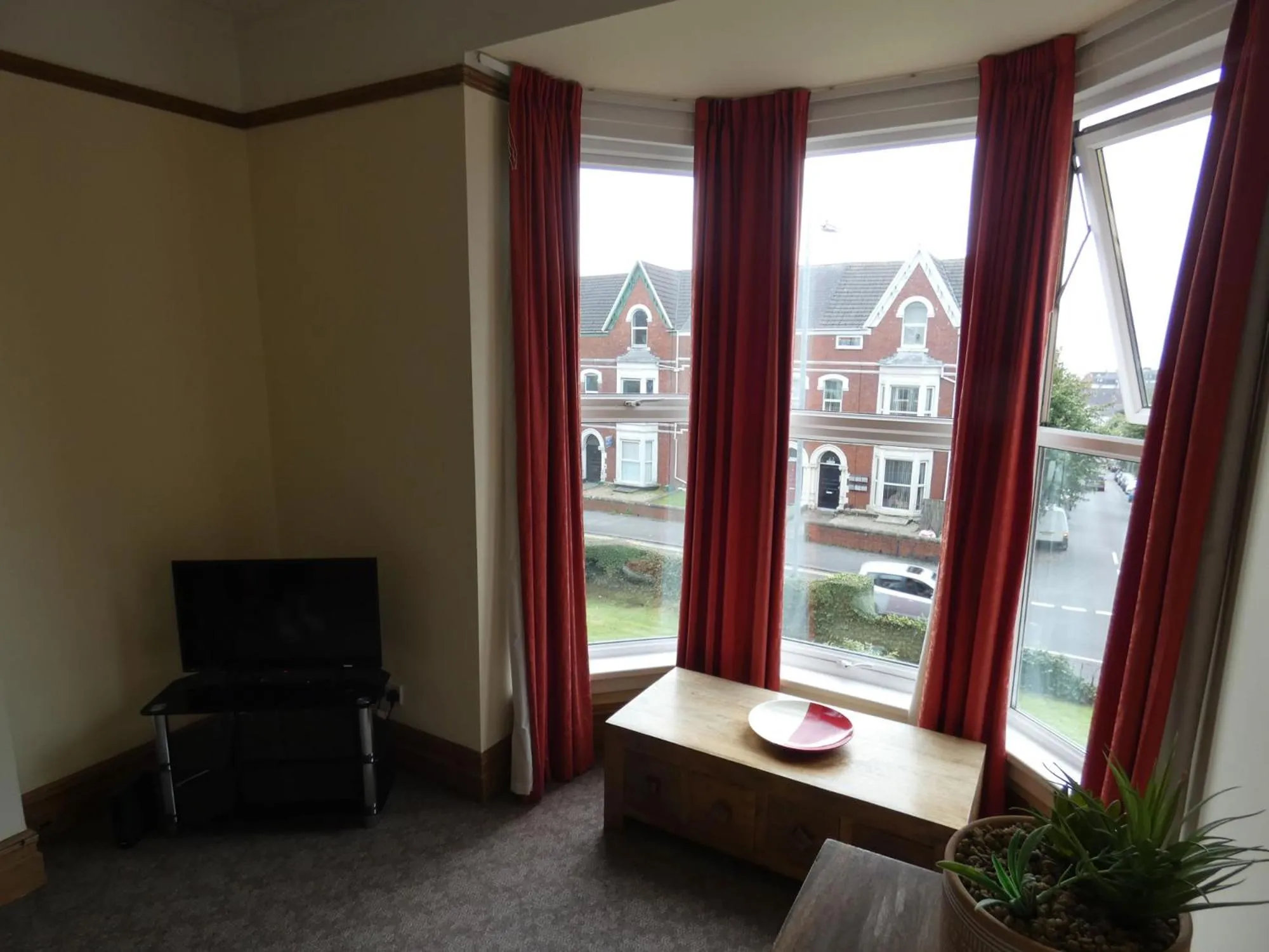 Hurst Dene Aparthotel