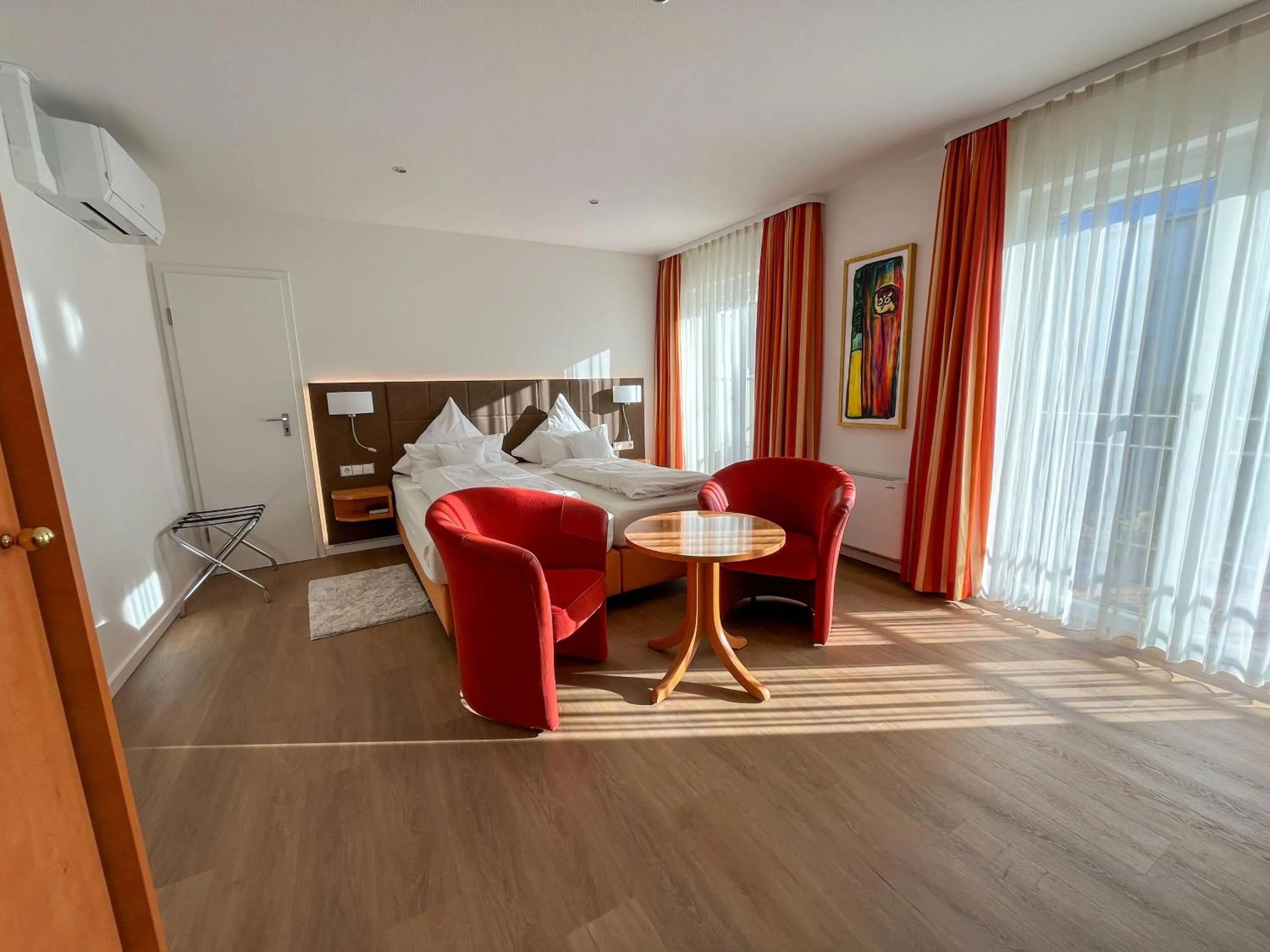 Photo of the whole room, Bed in Atrium Hotel Baden