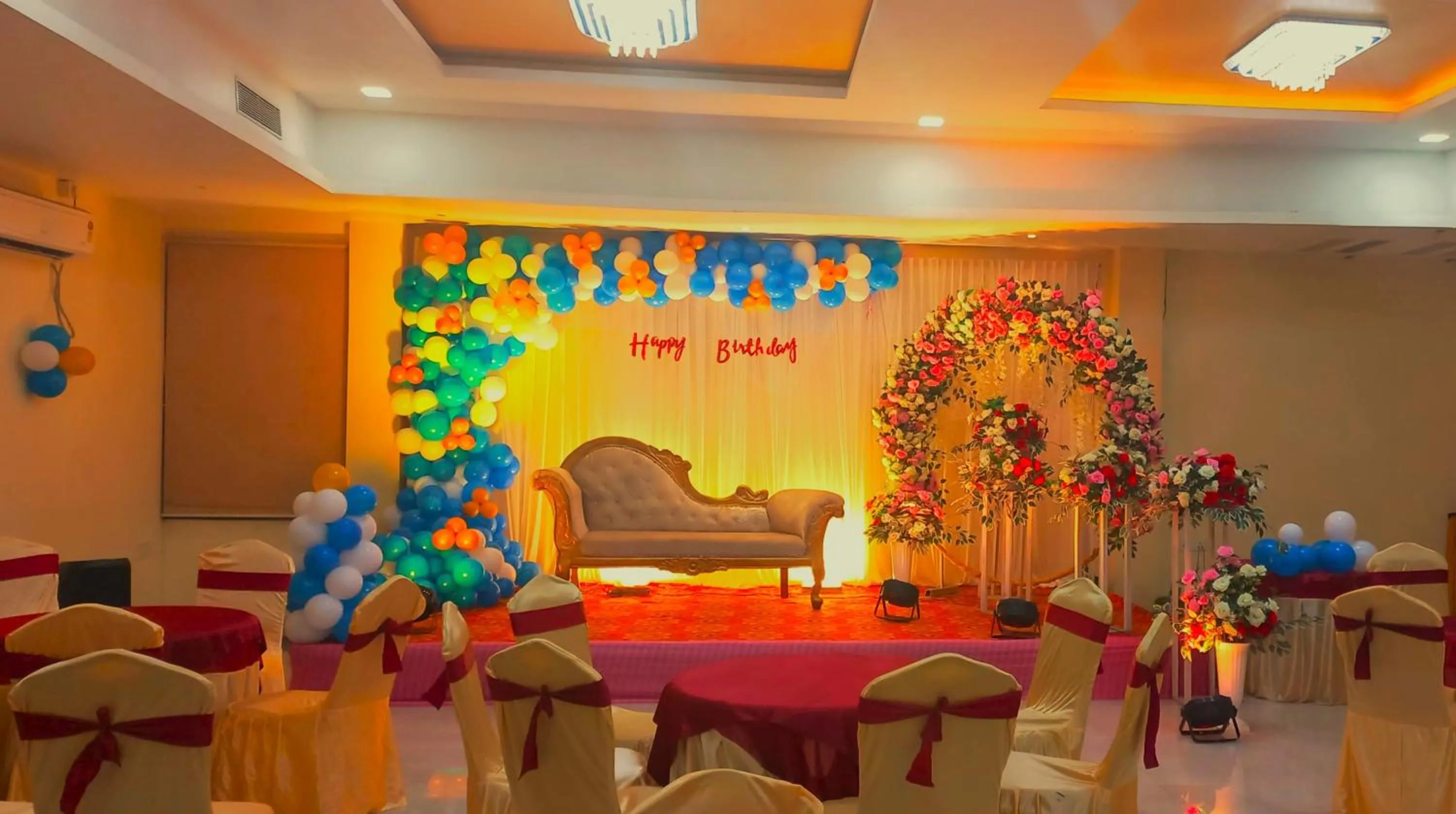 Evening entertainment in Hotel Ballerina