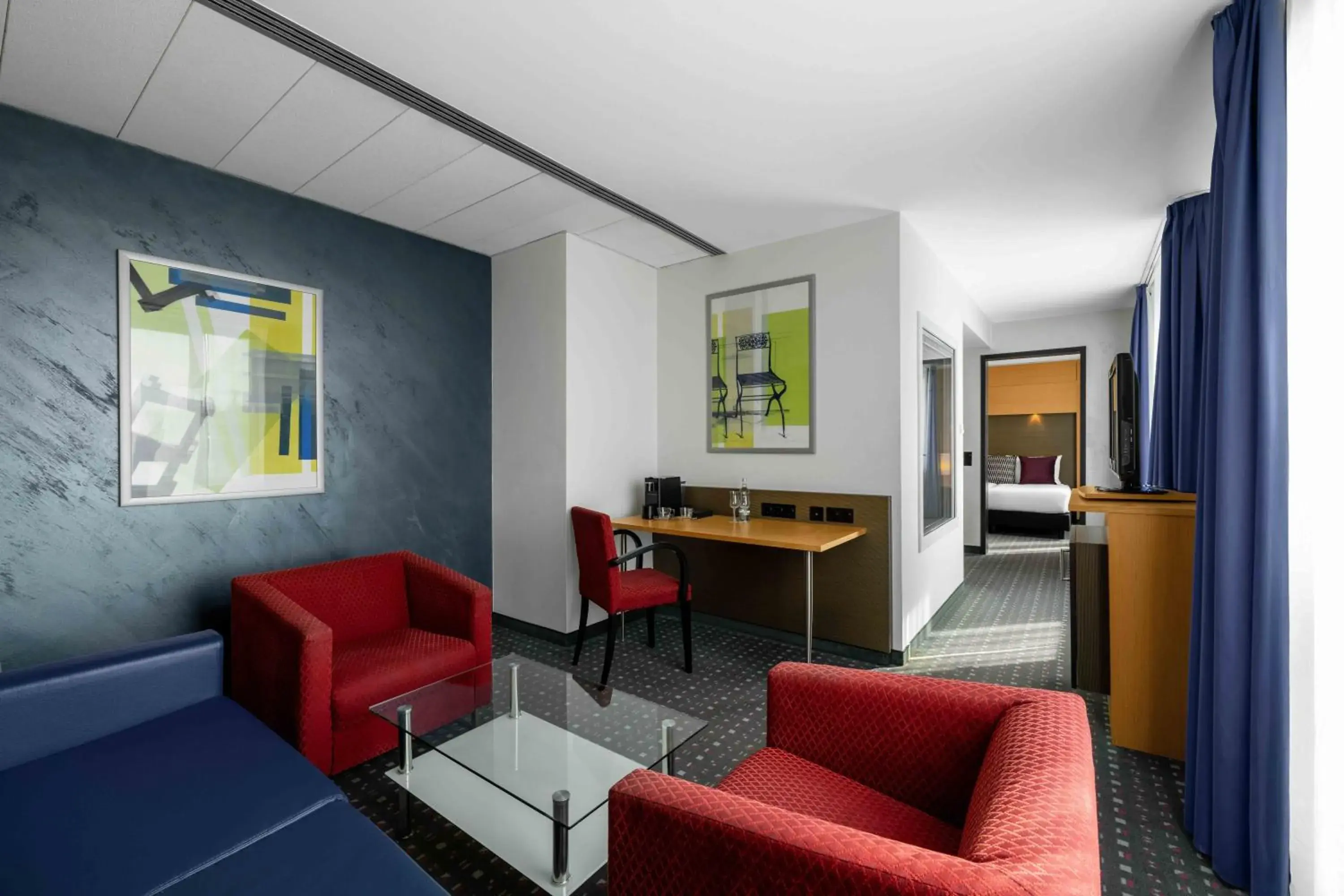 Living room in Ramada by Wyndham Essen Living room in Ramada by Wyndham Essen
